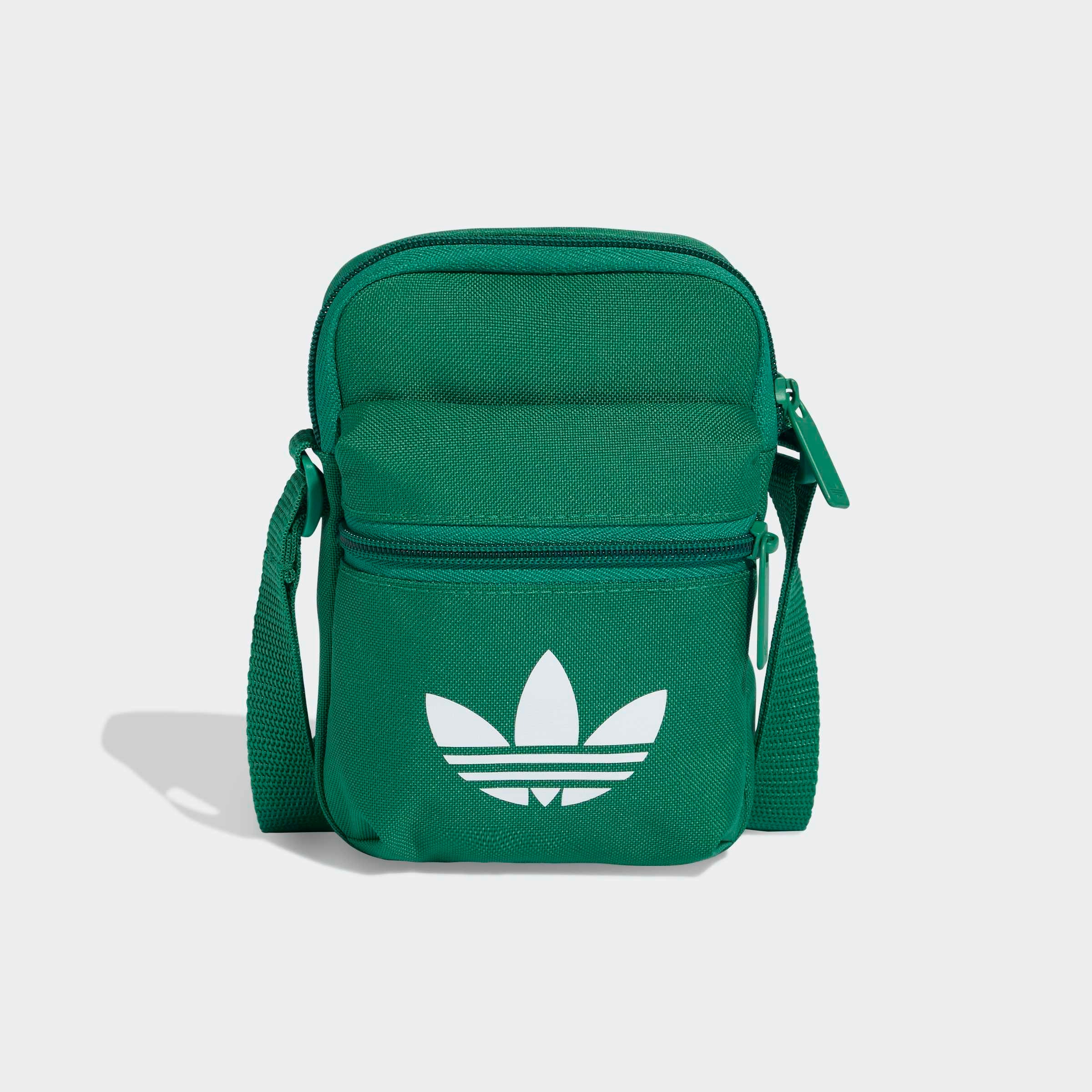 adidas Originals Sporttasche »ADICOLOR CLASSIC FESTIVAL« aus Polyester, kompakte Größe