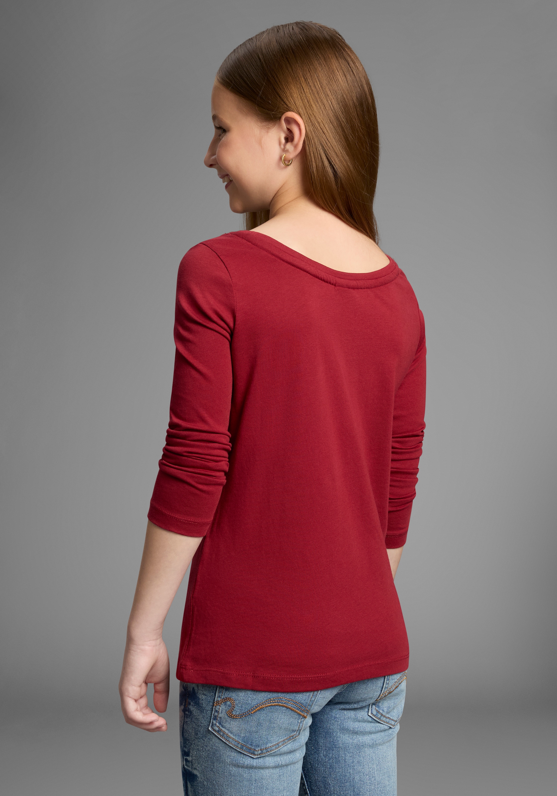 KangaROOS Langarmshirt »Shirt mit BROOKLYN Print« Trendiger Frontprint, U-Boot Ausschnitt