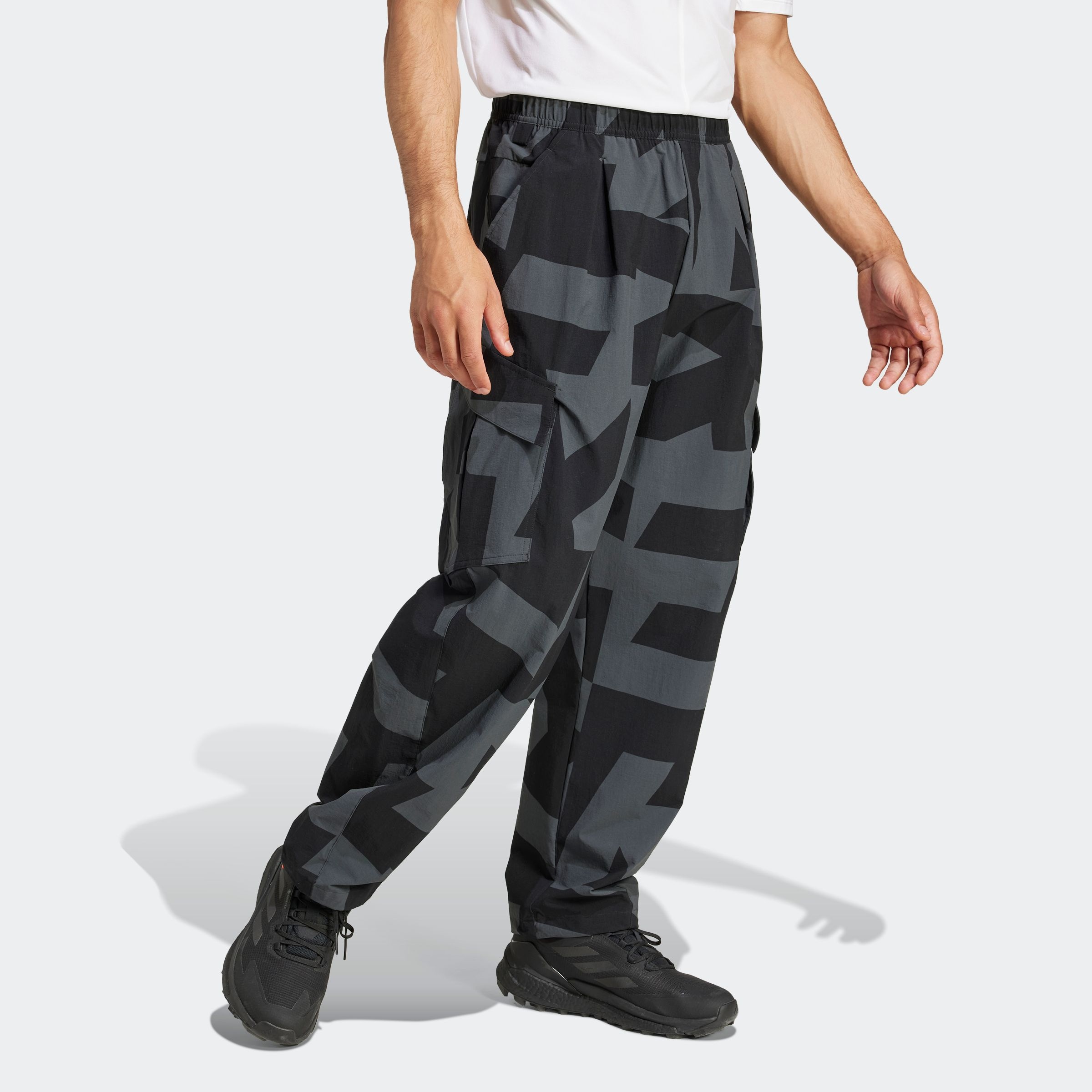 adidas TERREX Outdoorhose »CARGO AOP PANTS«, (1 tlg.)