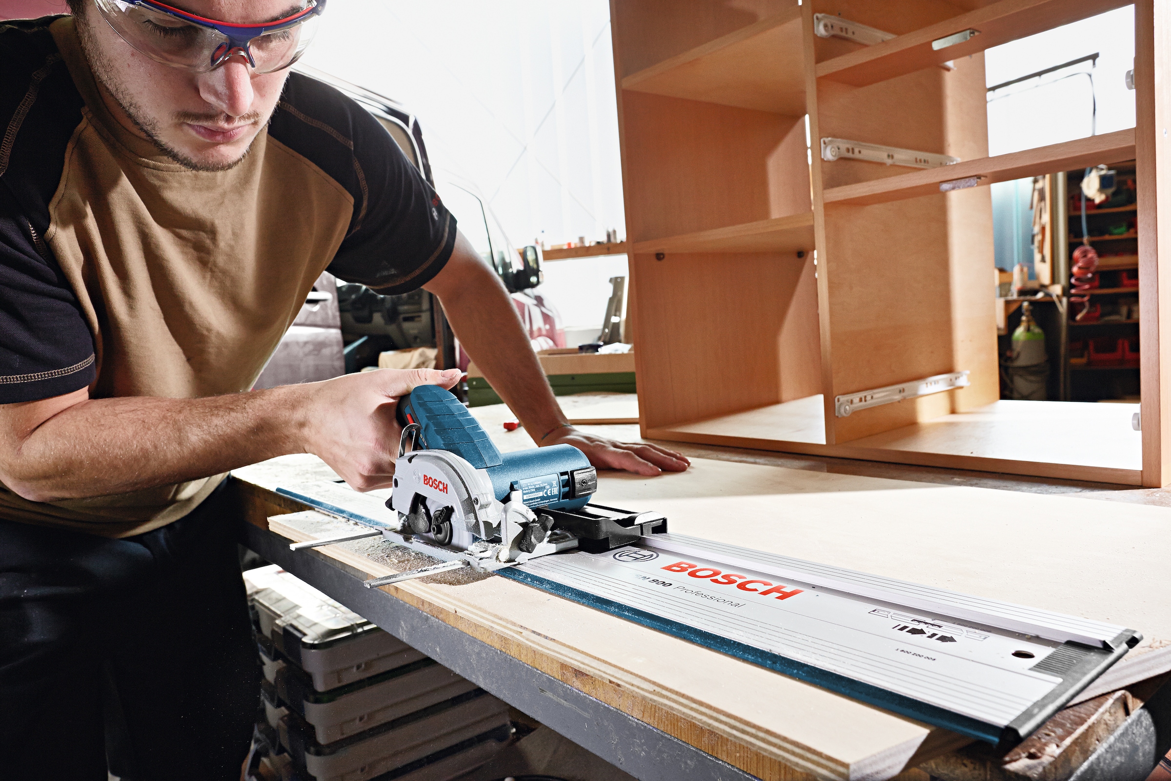 Bosch Professional Akku-Handkreissäge »GKS 12V-26«, (Set), ohne Akku und Ladegerät