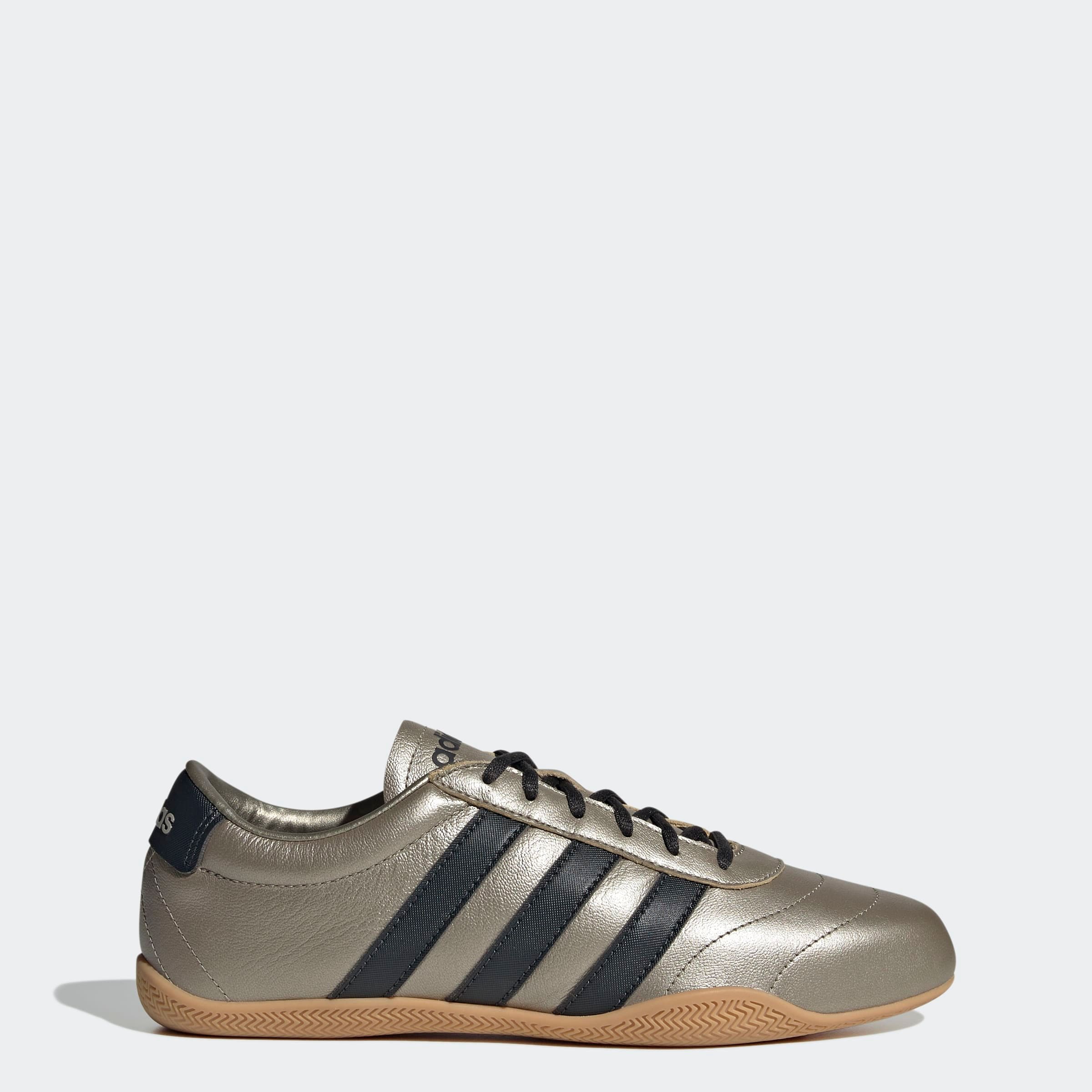 adidas Sportswear Sneaker »GRAND COURT LO«  Design auf den Spuren des adidas Superstar