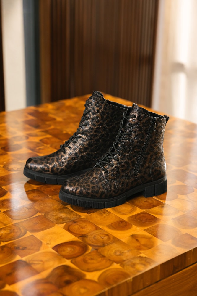Remonte Schnürstiefelette  Schnürboots, Stiefelette, Profilsohle, mit Glitzer-Schnürsenkel