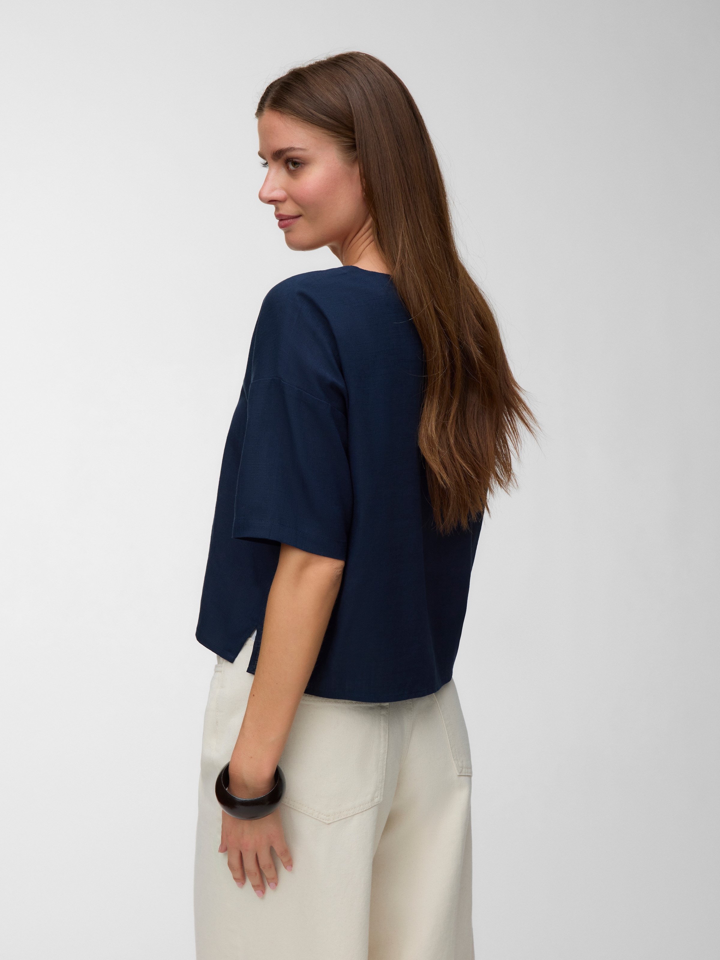 Vero Moda Kurzarmbluse »VMROSIE 2/4 V-NECK SHIRT NOOS« Viskosemischung. mit Leinen, Kurzarm