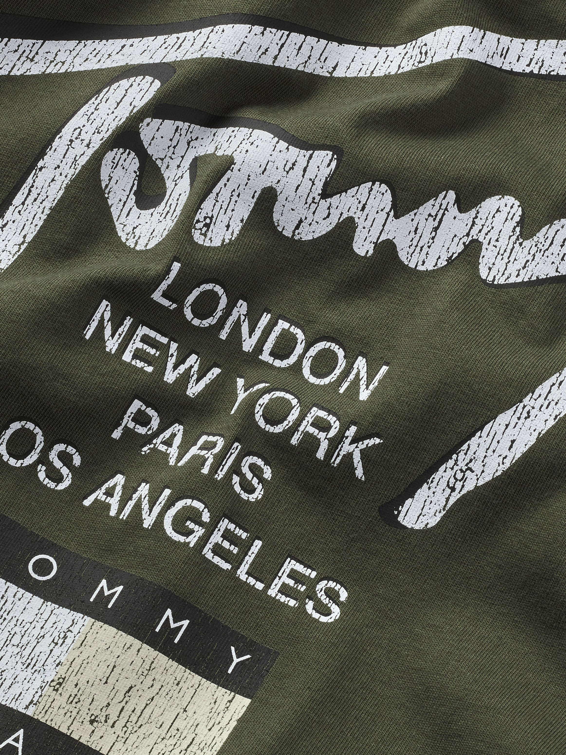 Tommy Jeans T-Shirt »TJM REG TOMMY SIGN CITY TEE EXT«, mit großem Logo am Rücken