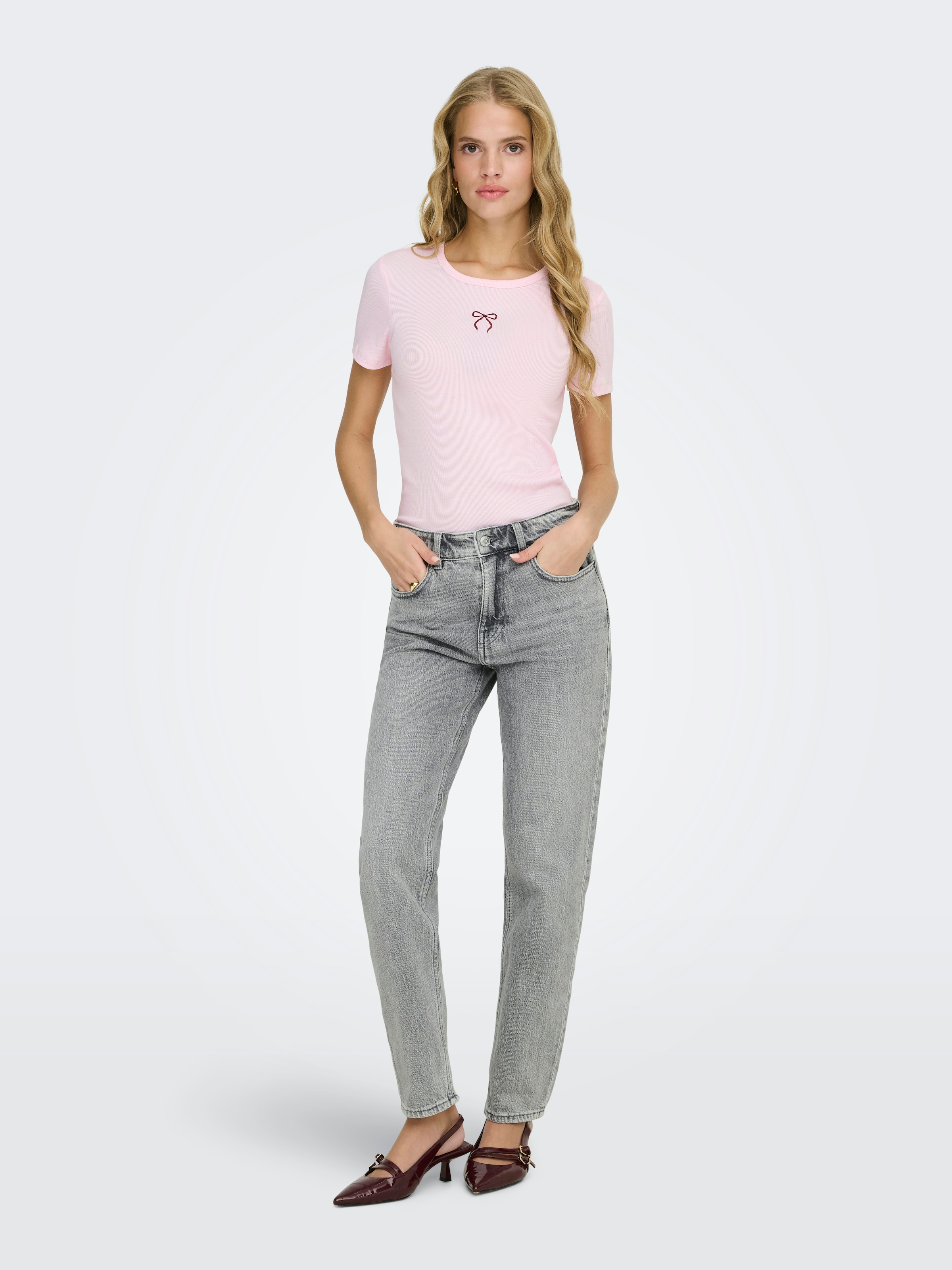 ONLY Kurzarmshirt »ONLELVA JUNE EMB S/S TEE JRS NOOS«