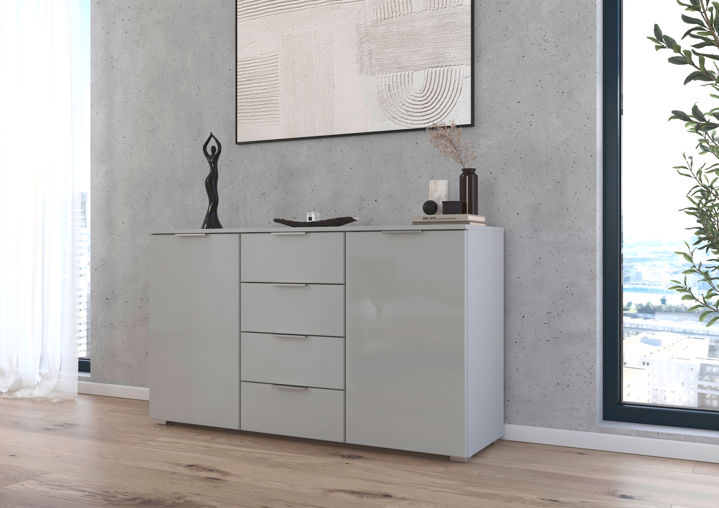 rauch Kombikommode »Sideboard Kombikommode Schubladenkommode AGORDO mit Glasfront«, (in zwei Griff-Farben), mit 4 Schubkästen und 2 Türen sowie Metallgriffen MADE IN GERMANY