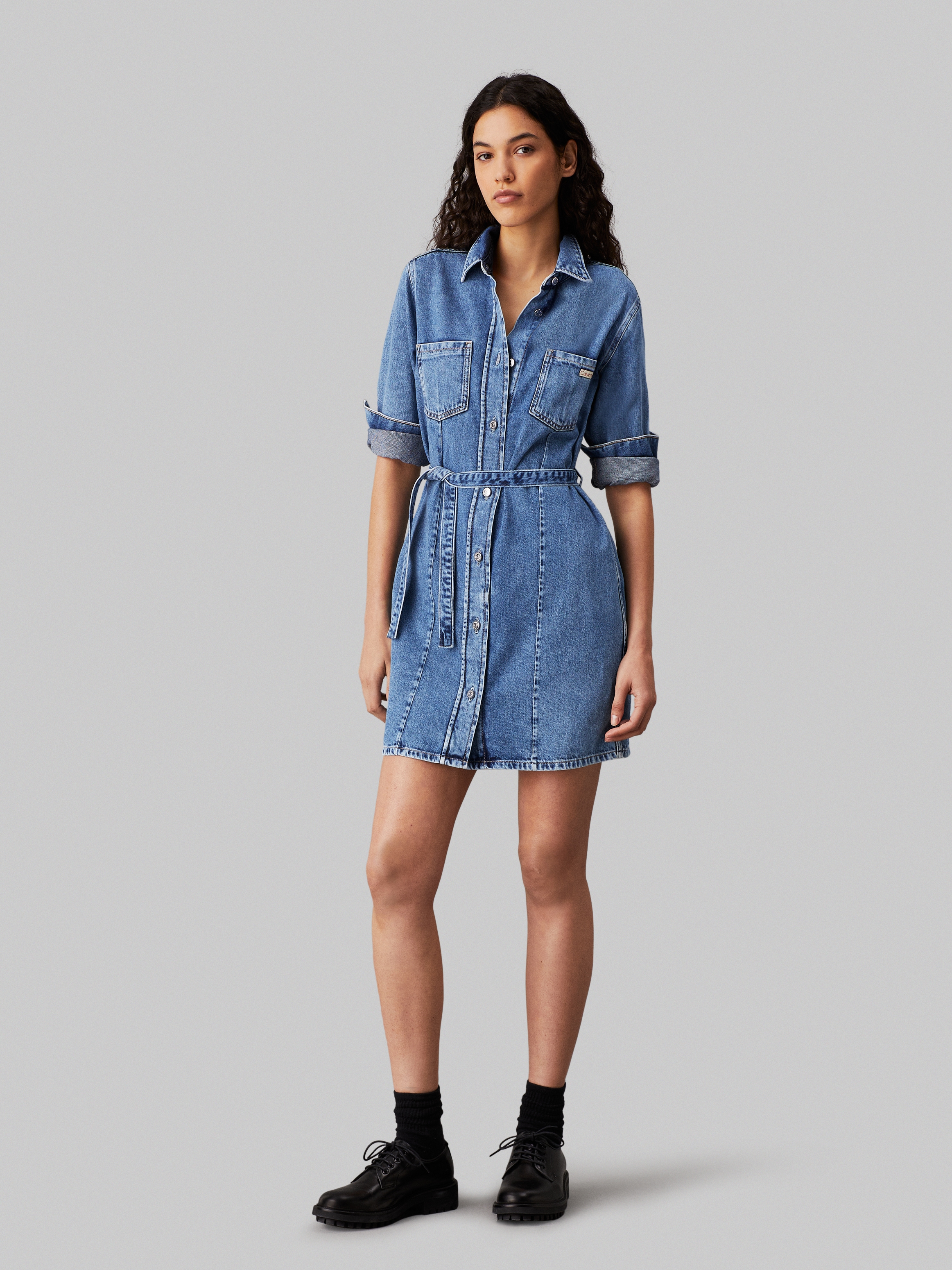 Jeanskleid »BELTED SHIRT DRESS«, mit Logopatch