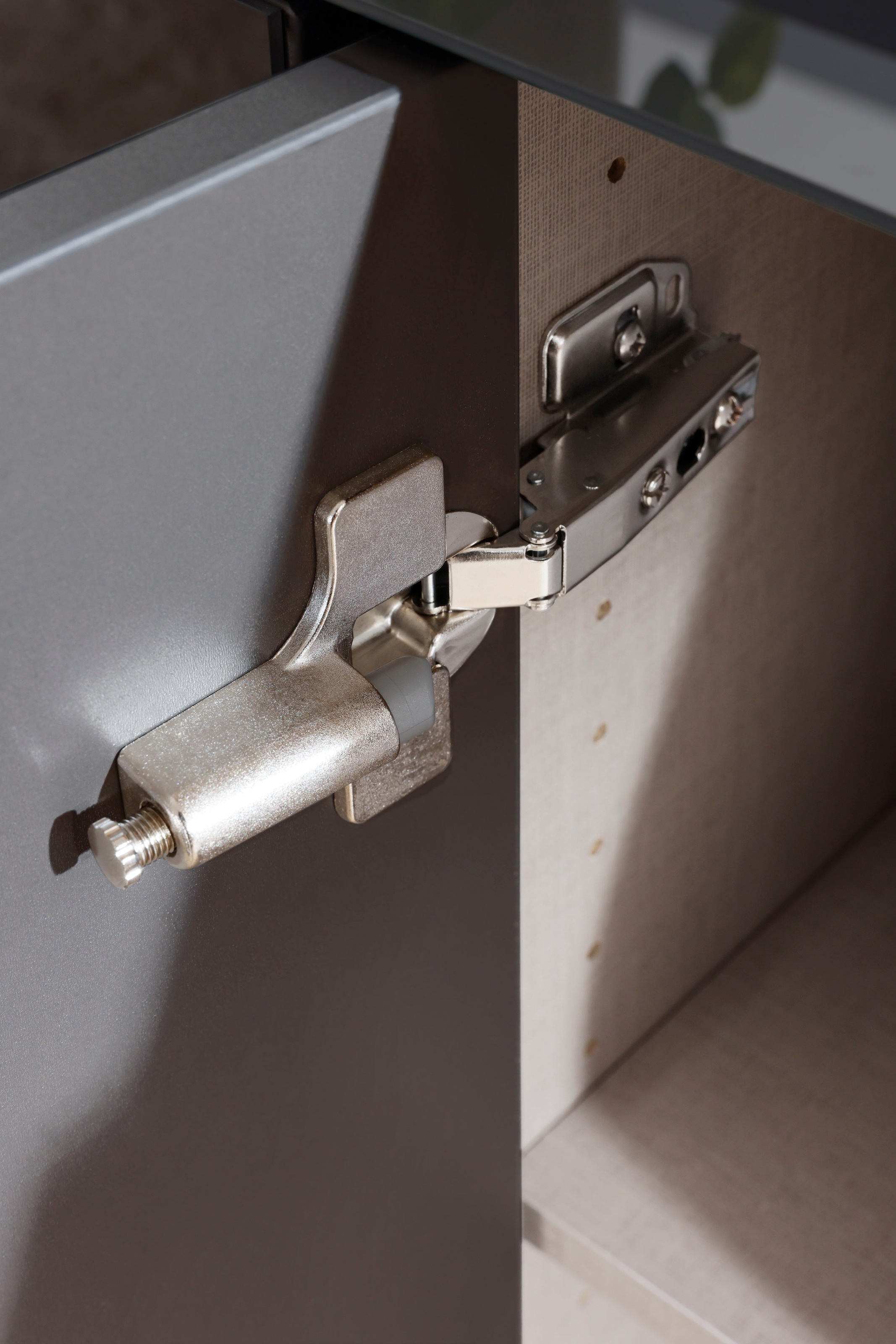 rauch Schubkastenkommode »Kommode Türkommode Sideboard Kombikommode FLIPP mit Glasfront« Breite 120 cm mit 2 Einlegeböden,  1-türig mit 5 Schubladen und Soft-Close-Funktion sowie Glasfront