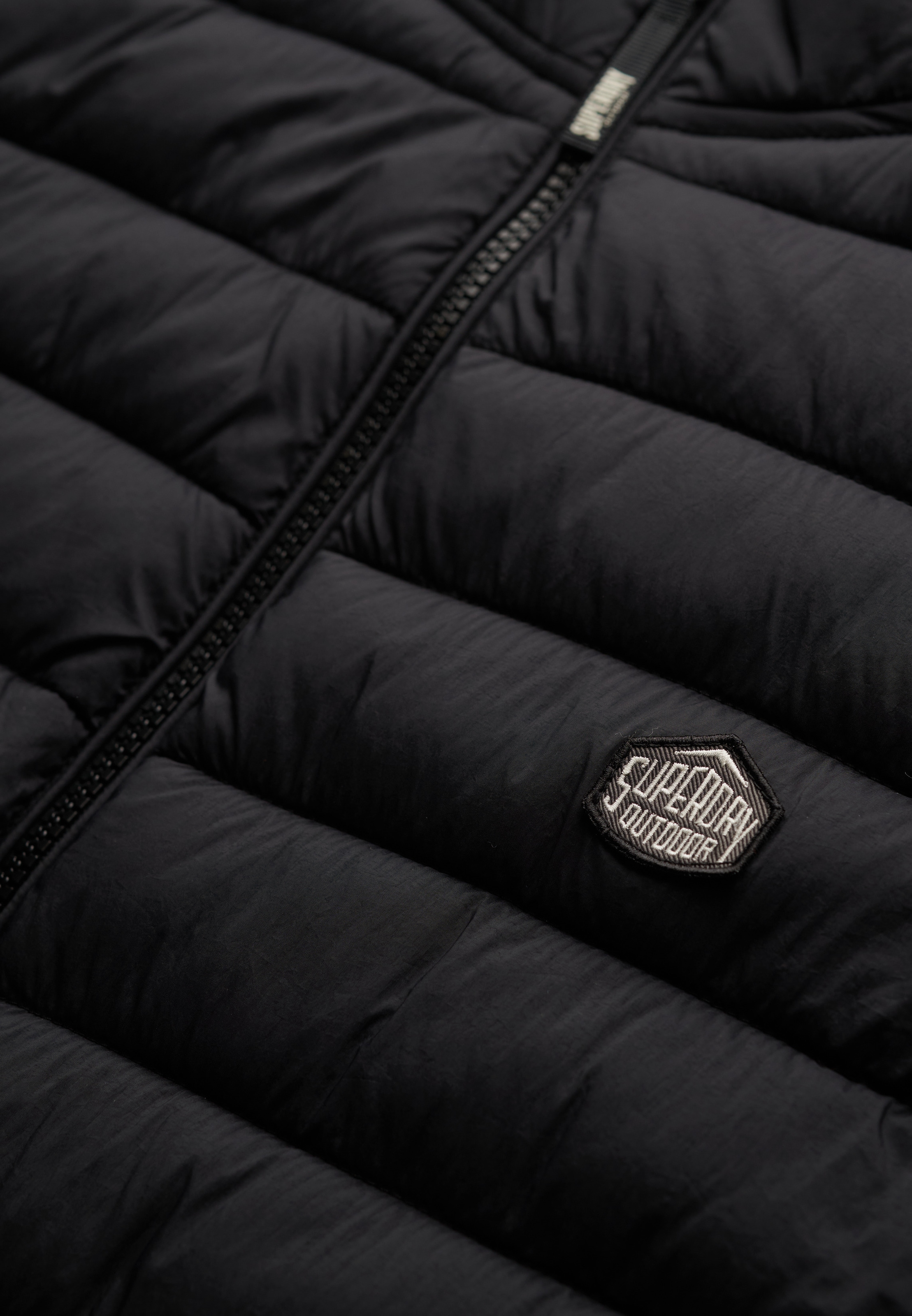 Superdry Steppweste »Fuji Lite Padded Gilet« Steppware, normal geschnitten