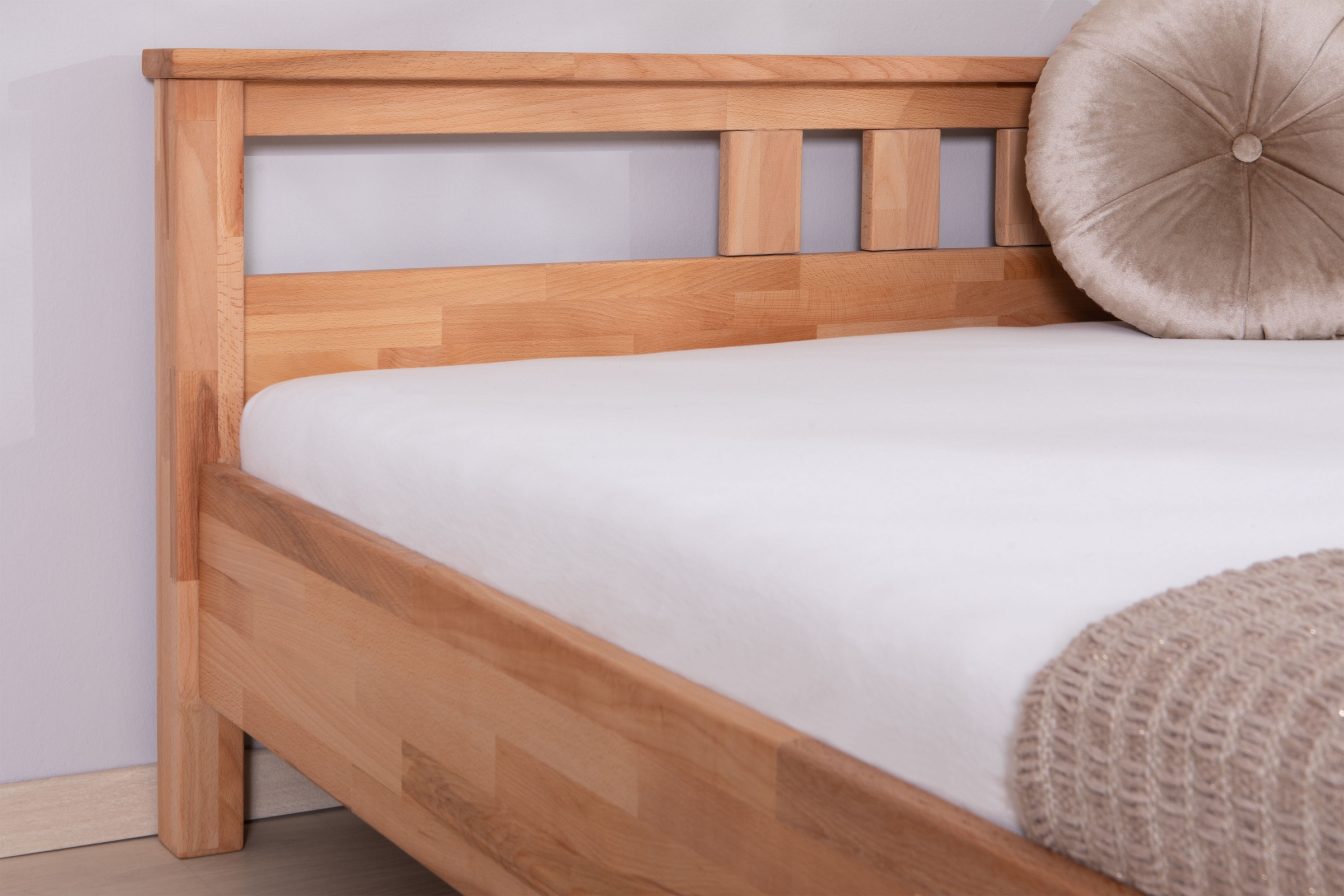 Ticaa Massivholzbett »Merci«, Doppelbett, aus Buche Massivholz, inkl. Rollrost