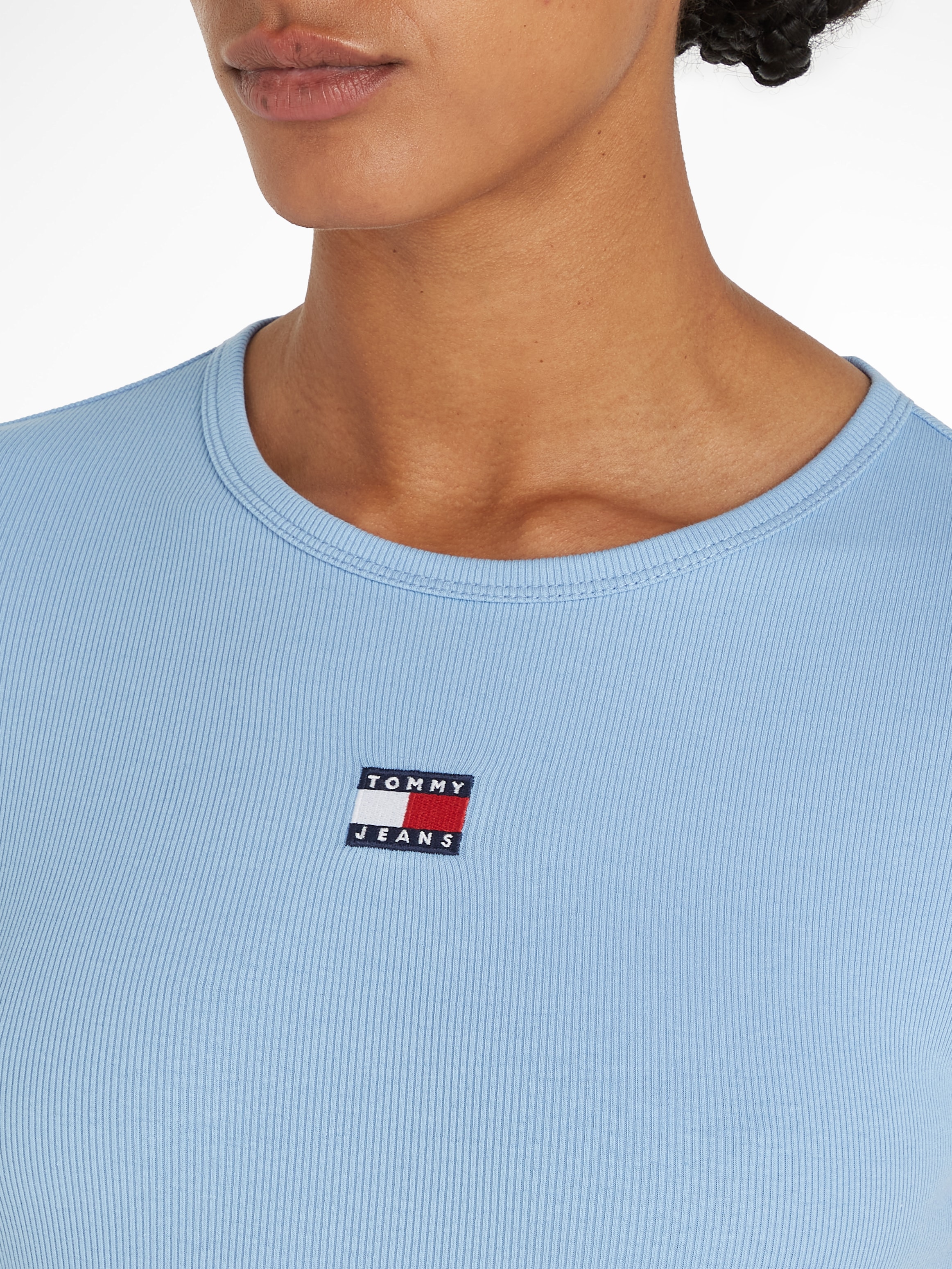 Tommy Jeans T-Shirt »TJW SLIM BADGE RIB TEE«, in Rippoptik