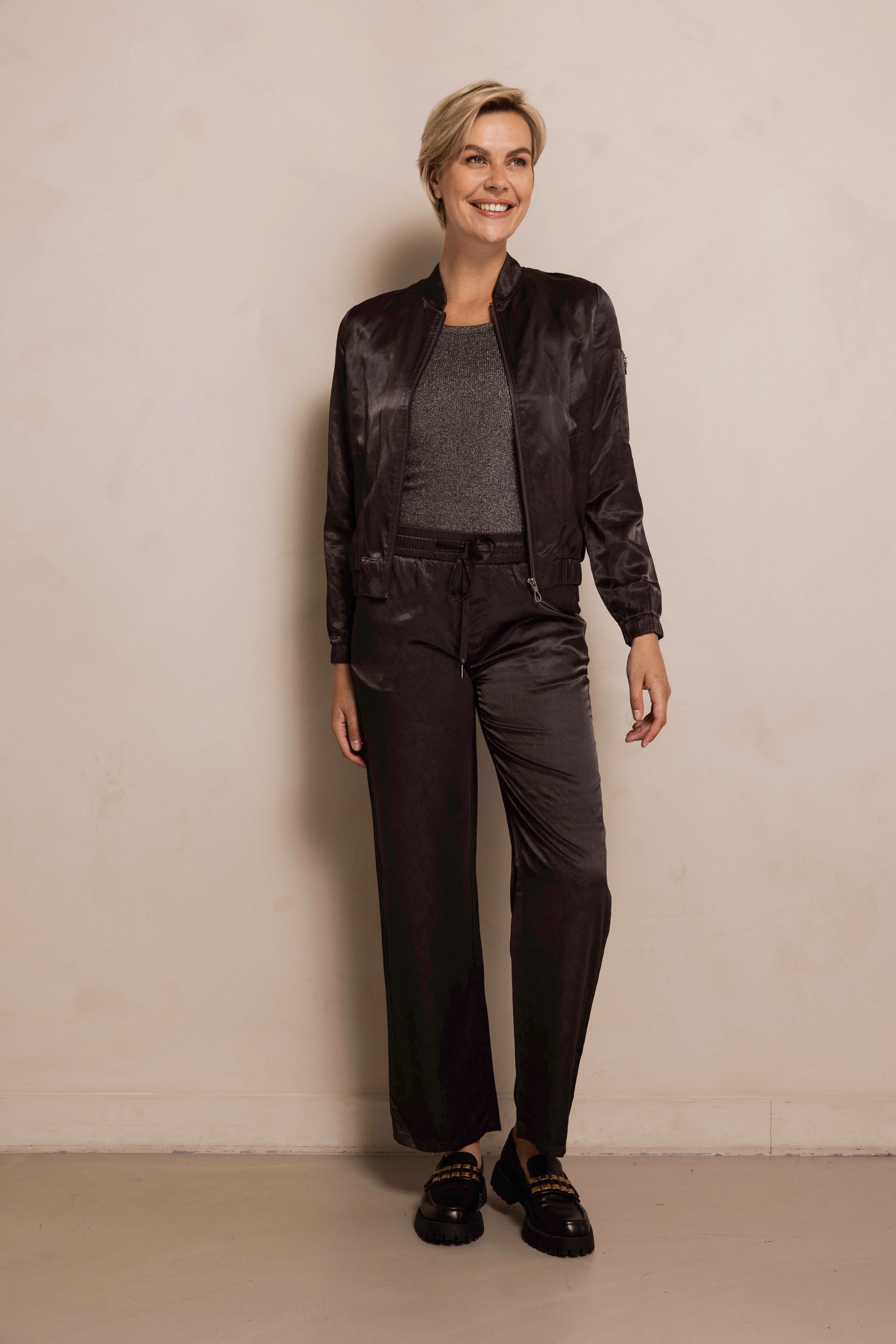 Zhrill Boleroblazer »ZHMARIE« Satin-Blouson mit Reißverschluss