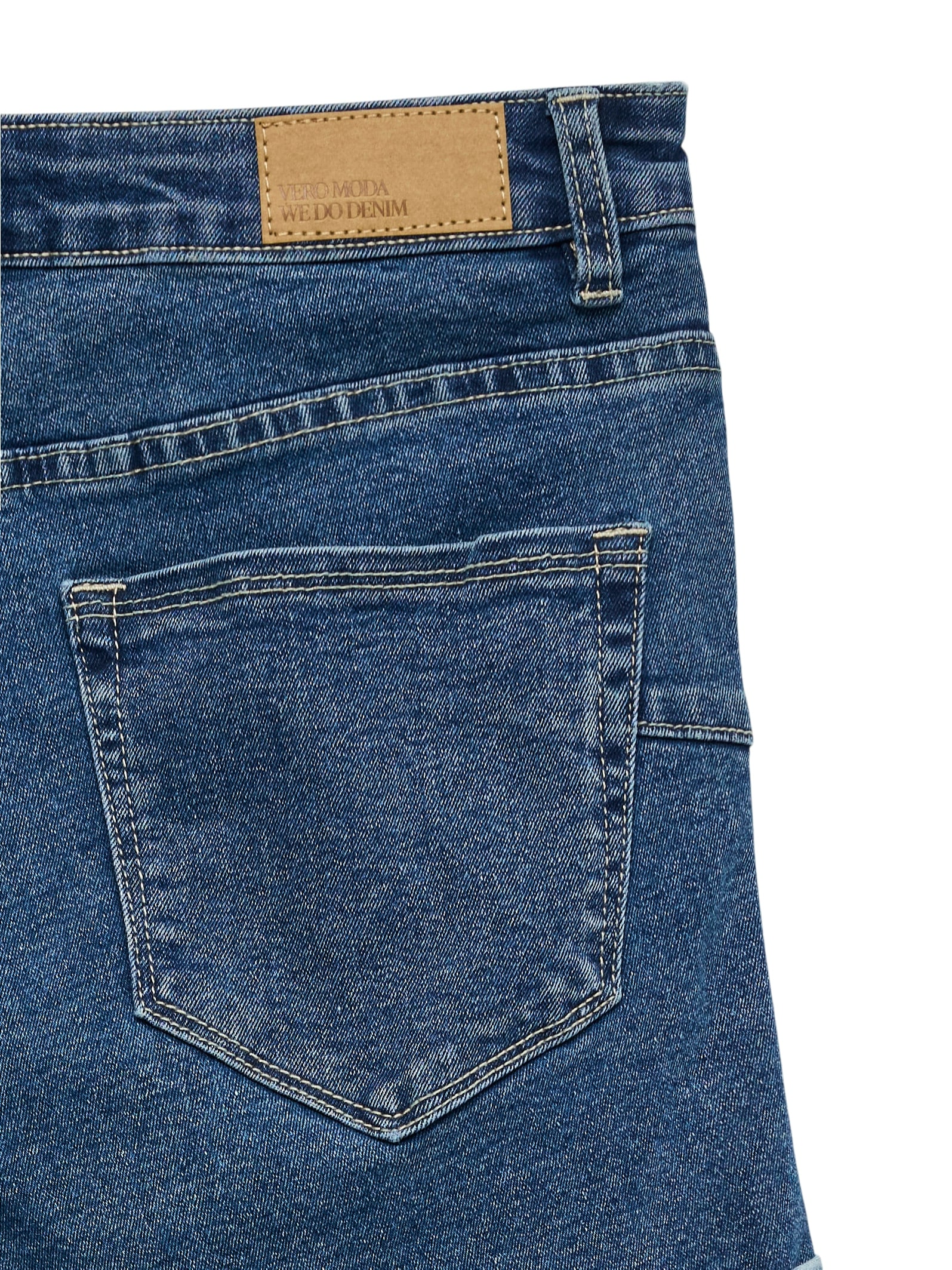 Vero Moda Jeansshorts »VMLUNA MR FOLD SHORTS MIX GA NOOS« mit Umschlagsaum