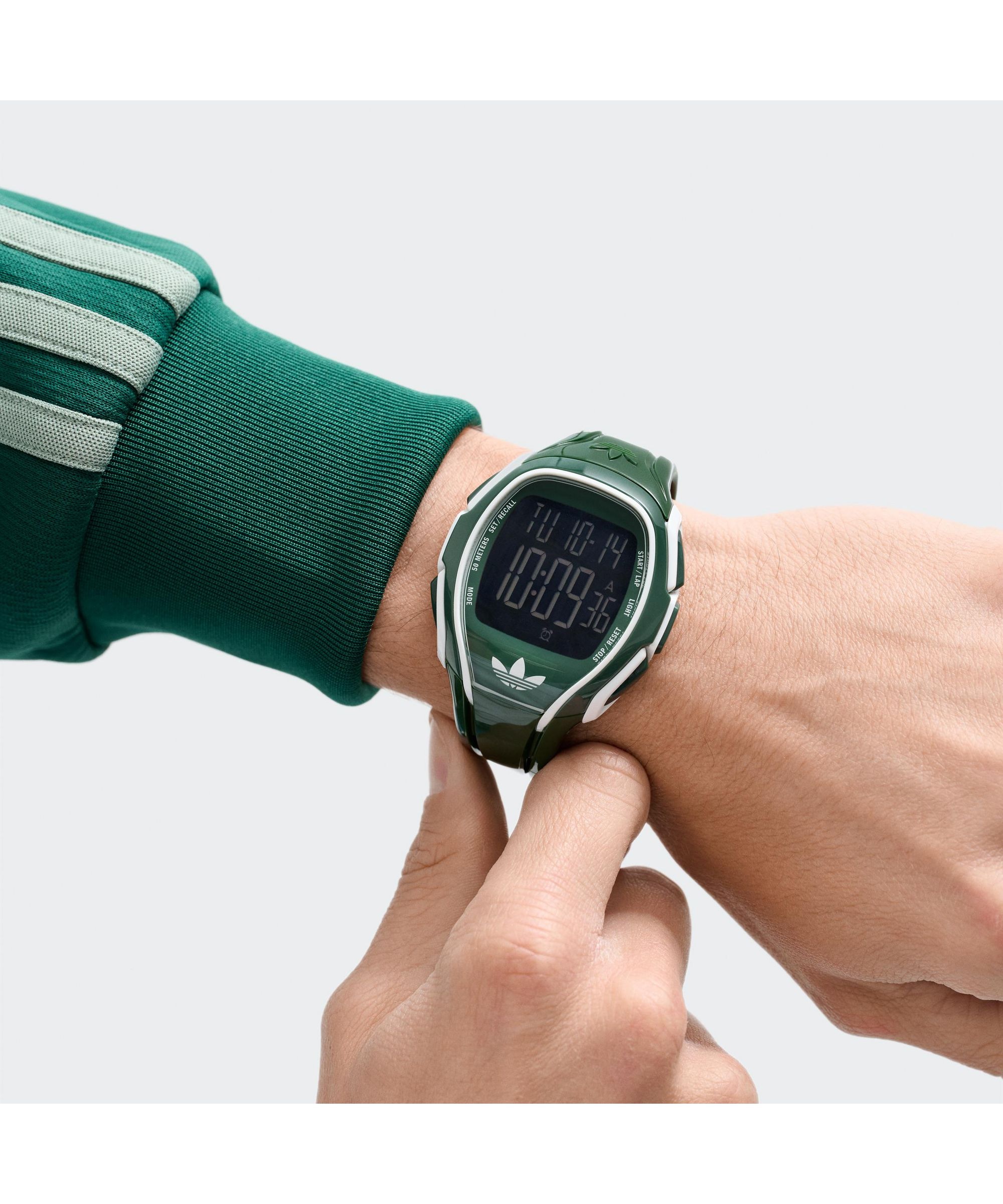 adidas Originals Digitaluhr »Athletics One« Quarzuhr, Armbanduhr, Herrenuhr, digital, Monat, Tag, Wochentag, Timer