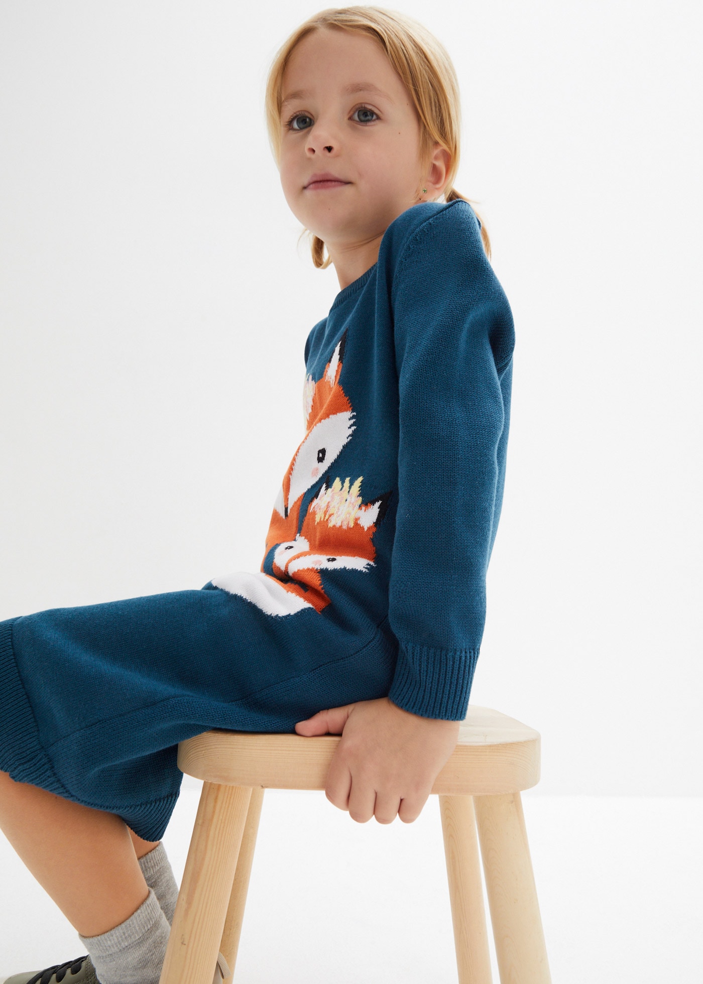 bonprix Strickkleid aus Baumwolle und Polyacryl, schmale Passform, mit Print