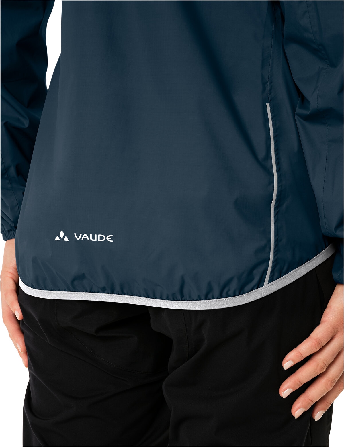 VAUDE Fahrradjacke »WOMEN'S DROP JACKET III« sportlicher Stil, wasserdicht mit 10000 mm Wassersäule, atmungsaktiv