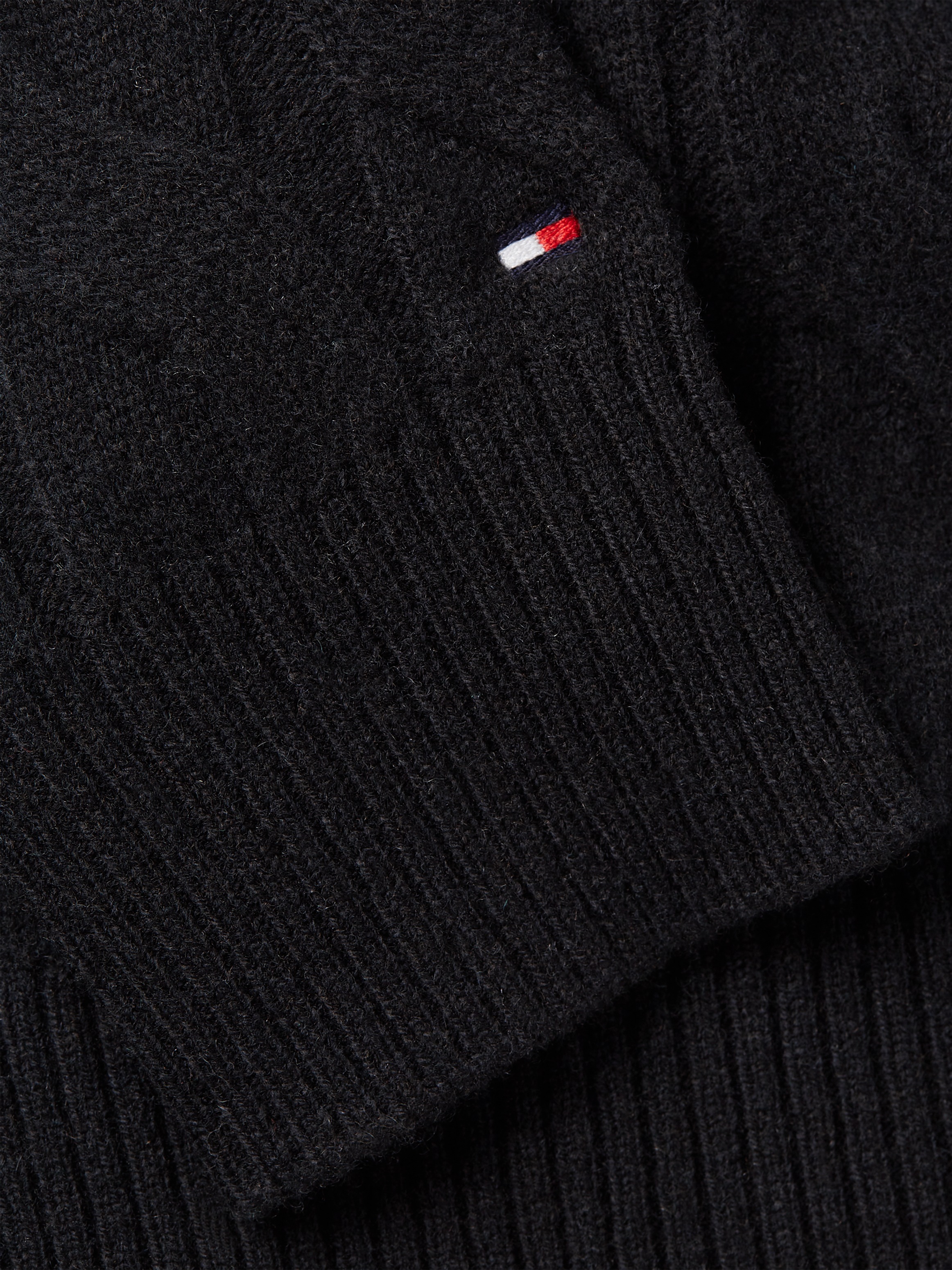 Tommy Hilfiger Strickpullover »SOFT WOOL CABLE C-NK«, mit Zopfmuster, aus reiner Wolle