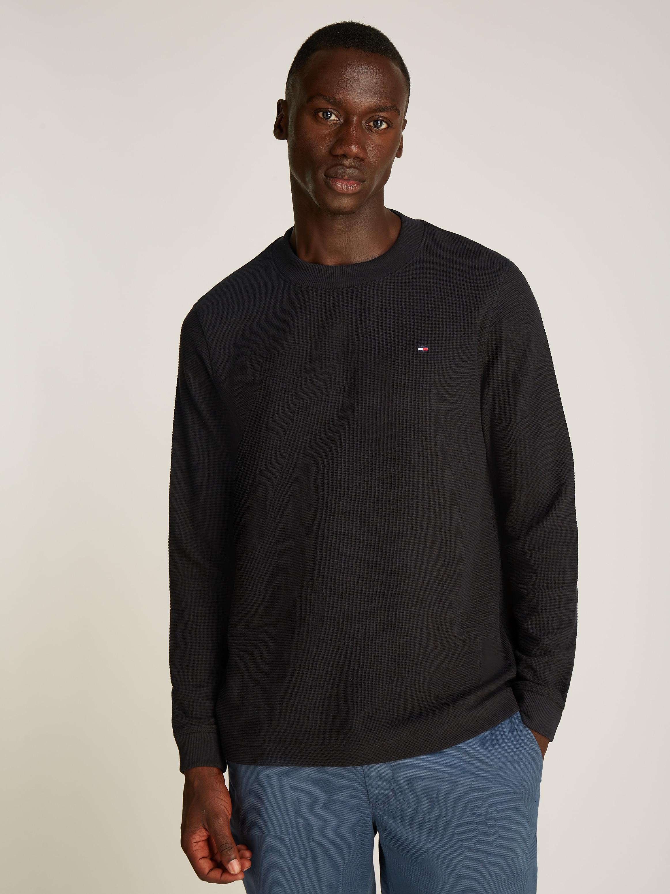 Tommy Hilfiger Rundhalspullover »TEXTURED LS TEE« mit Rundhalsausschnitt