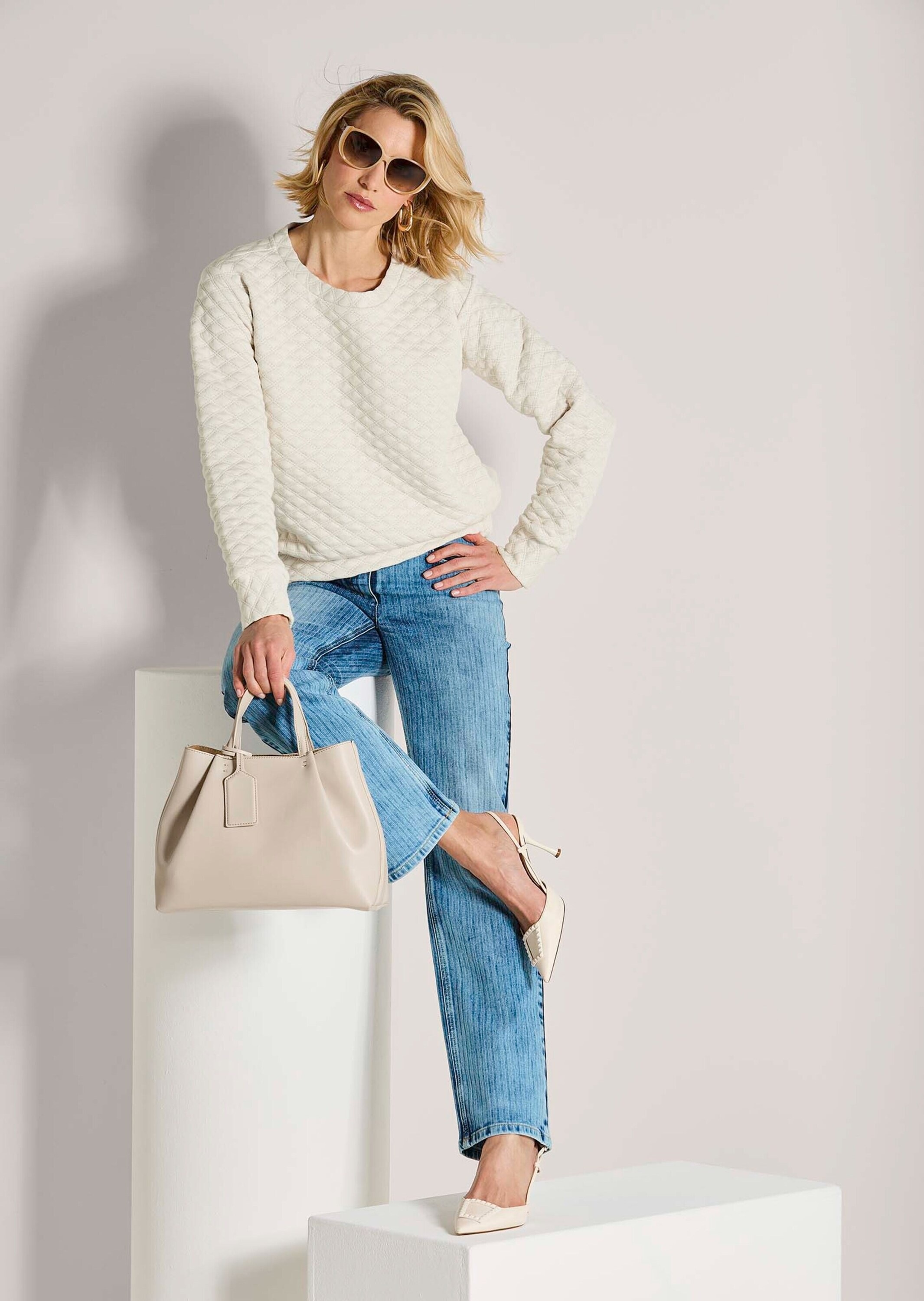 MADELEINE Langarmshirt »Struktursweater Struktursweater mit Rundhalsausschnitt« Struktursweatshirt