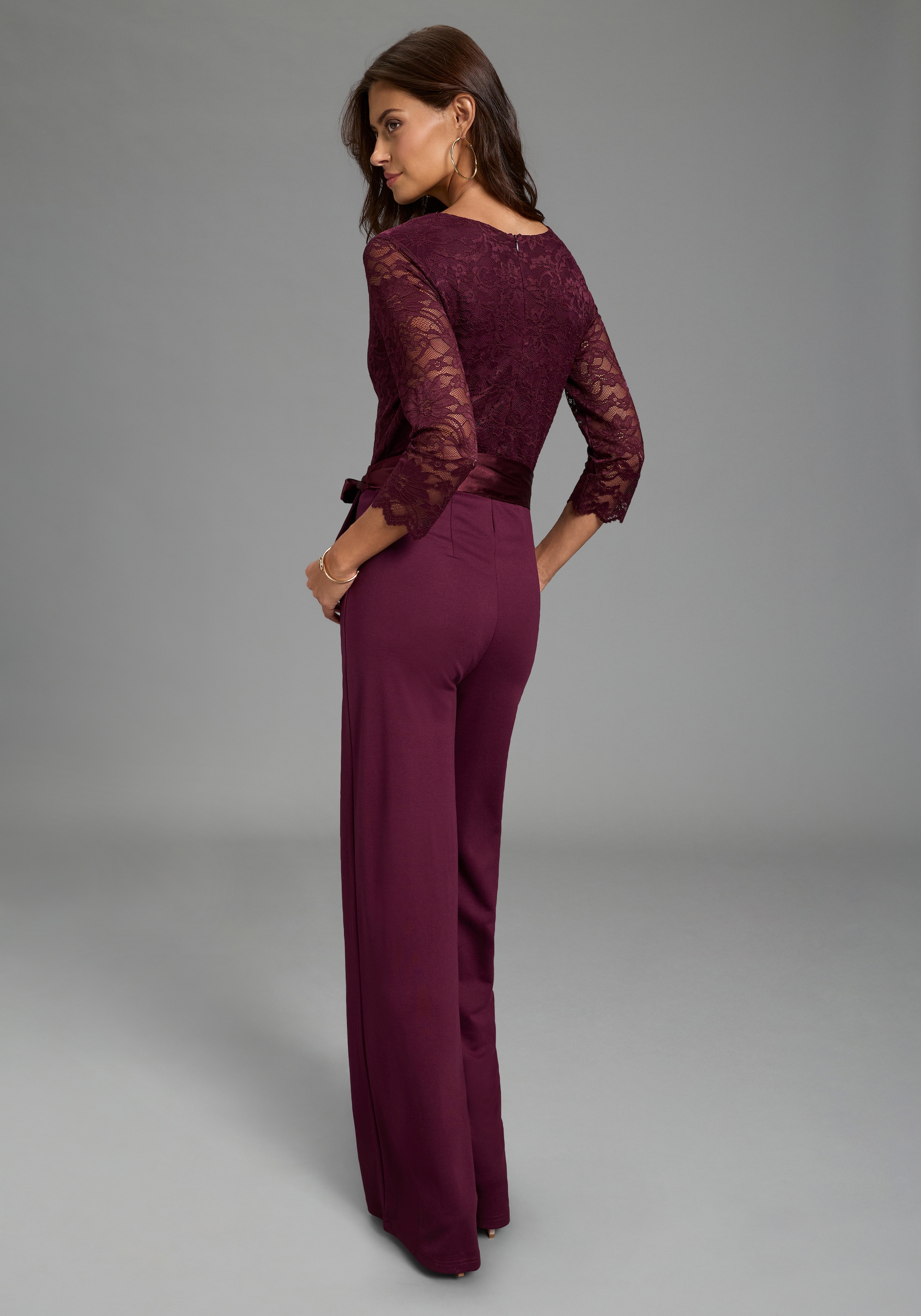 Laura Scott Jumpsuit mit Spitzenoberteil, elastischer Materialmix