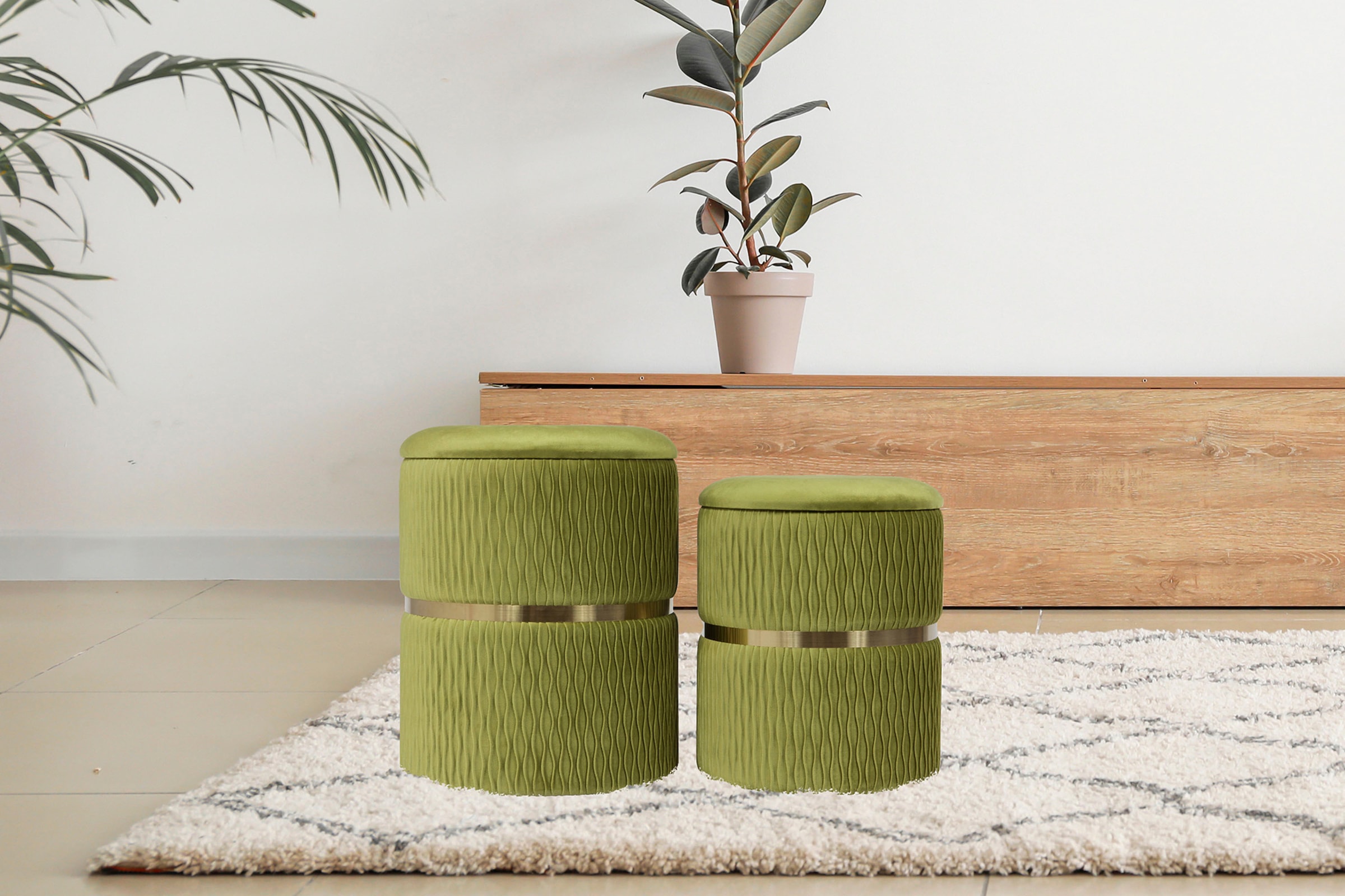 Kayoom Sitzhocker »Hocker Milas 2er-Set, Praktischer und versteckter Stauraum«, (Set, 2 St.), stapelbar, mit Stauraum, Edelstahlsockel, Farbenfroh unaufdringlich