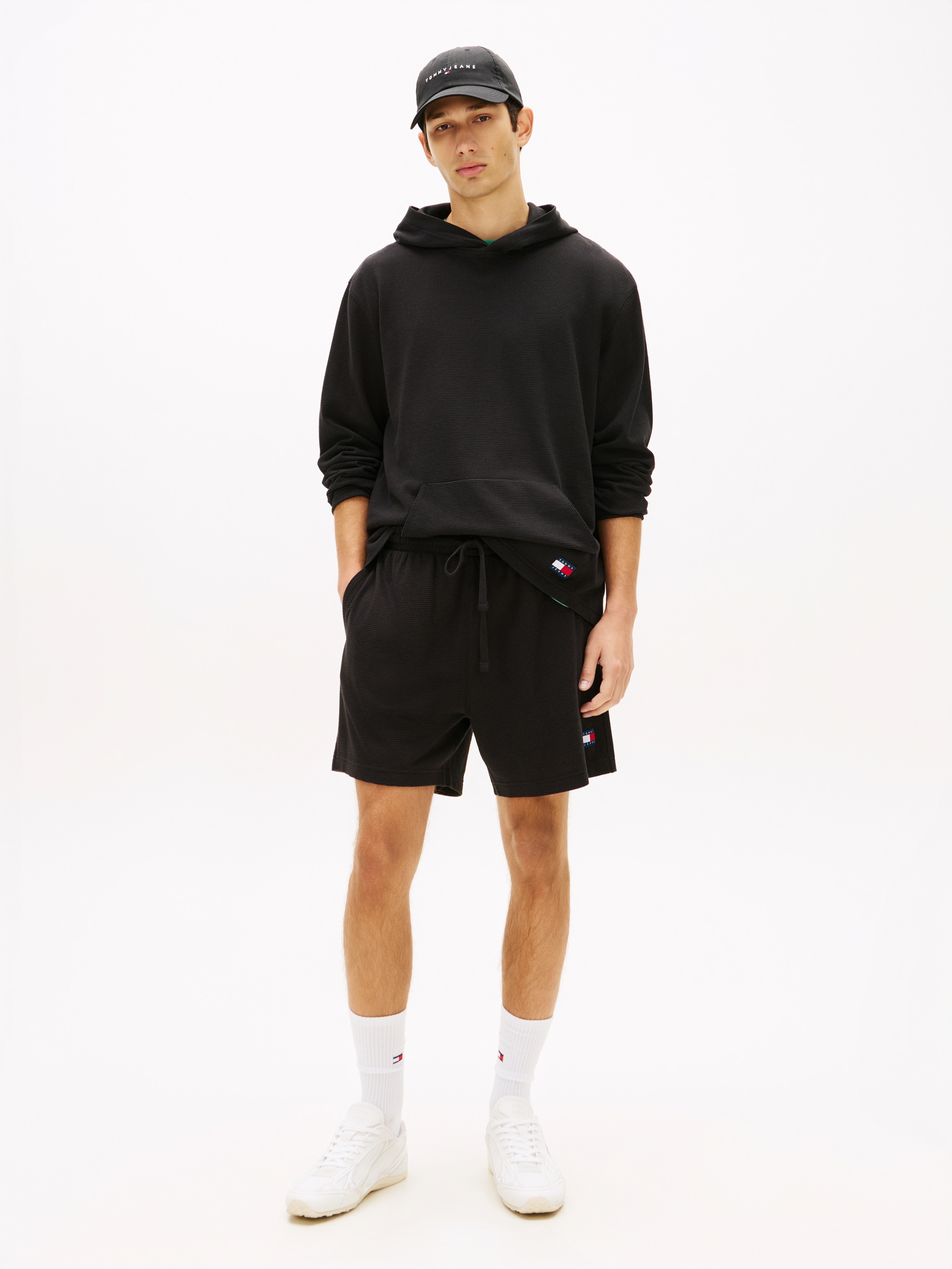 Tommy Jeans Shorts »TJM WAFFLE BEACH«  Regular fit mit elastischem Bund