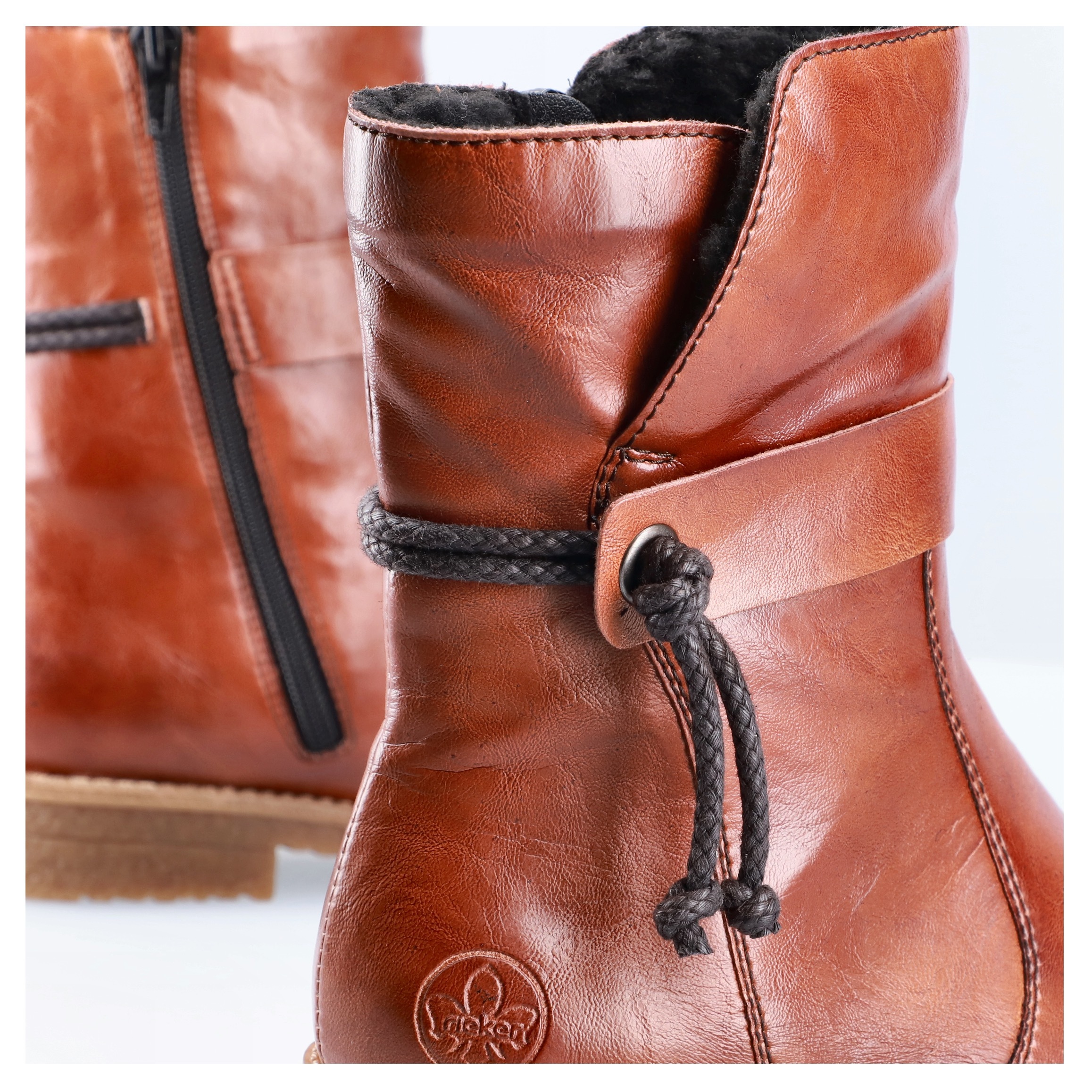 Rieker Winterstiefelette, mit Zierkordel