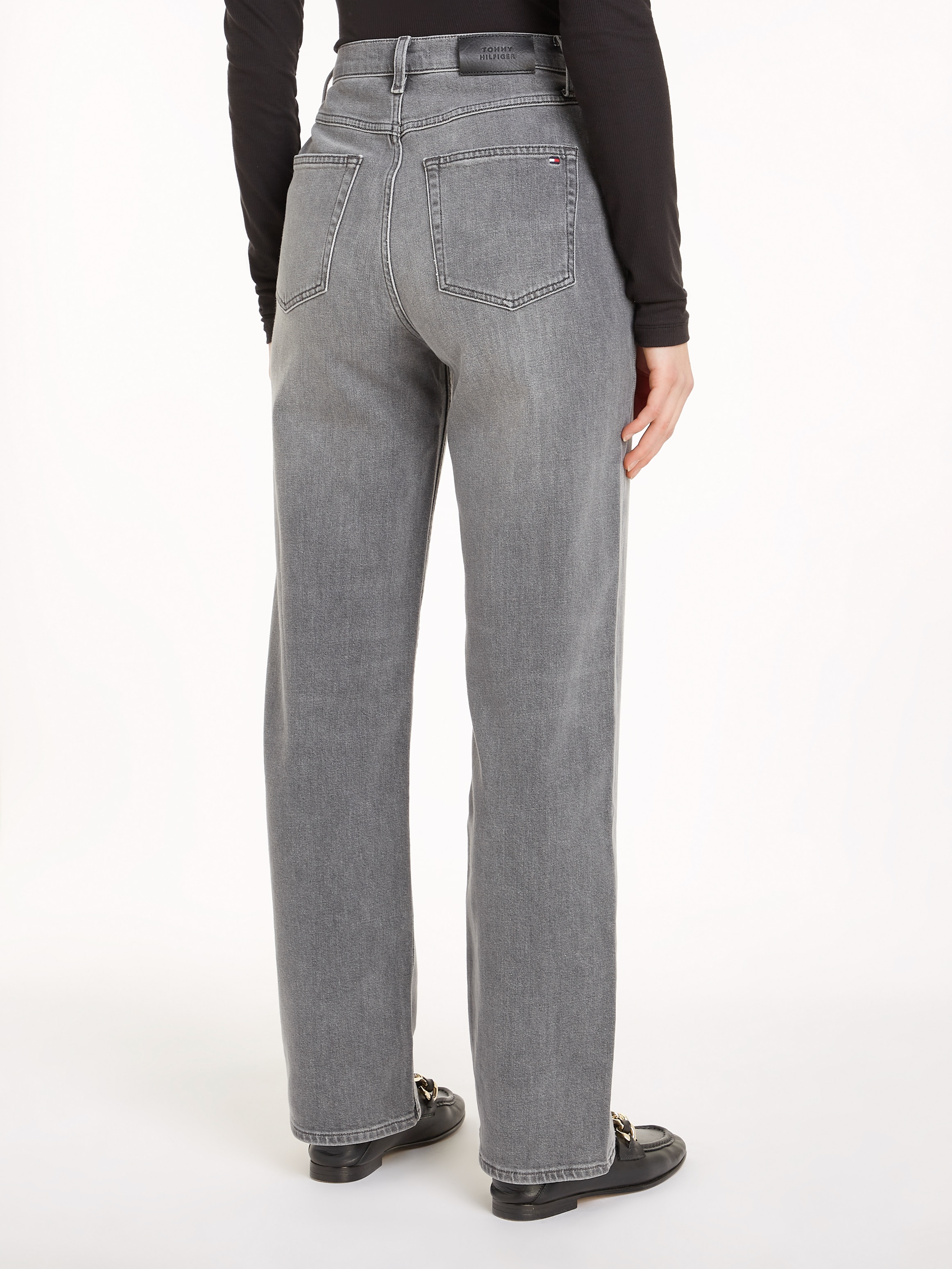Tommy Hilfiger Straight-Jeans »RELAXED STRAIGHT HW GER«, mit Tommy Hilfger Logo-Badge