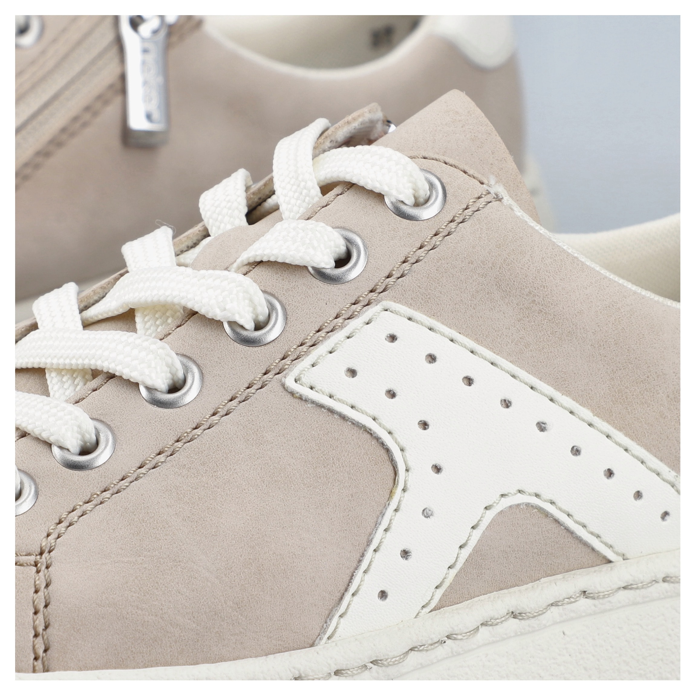 Rieker Plateausneaker  Schnürschuh, Halbschuh, Freizeitsneaker mit modischer Plateausohle