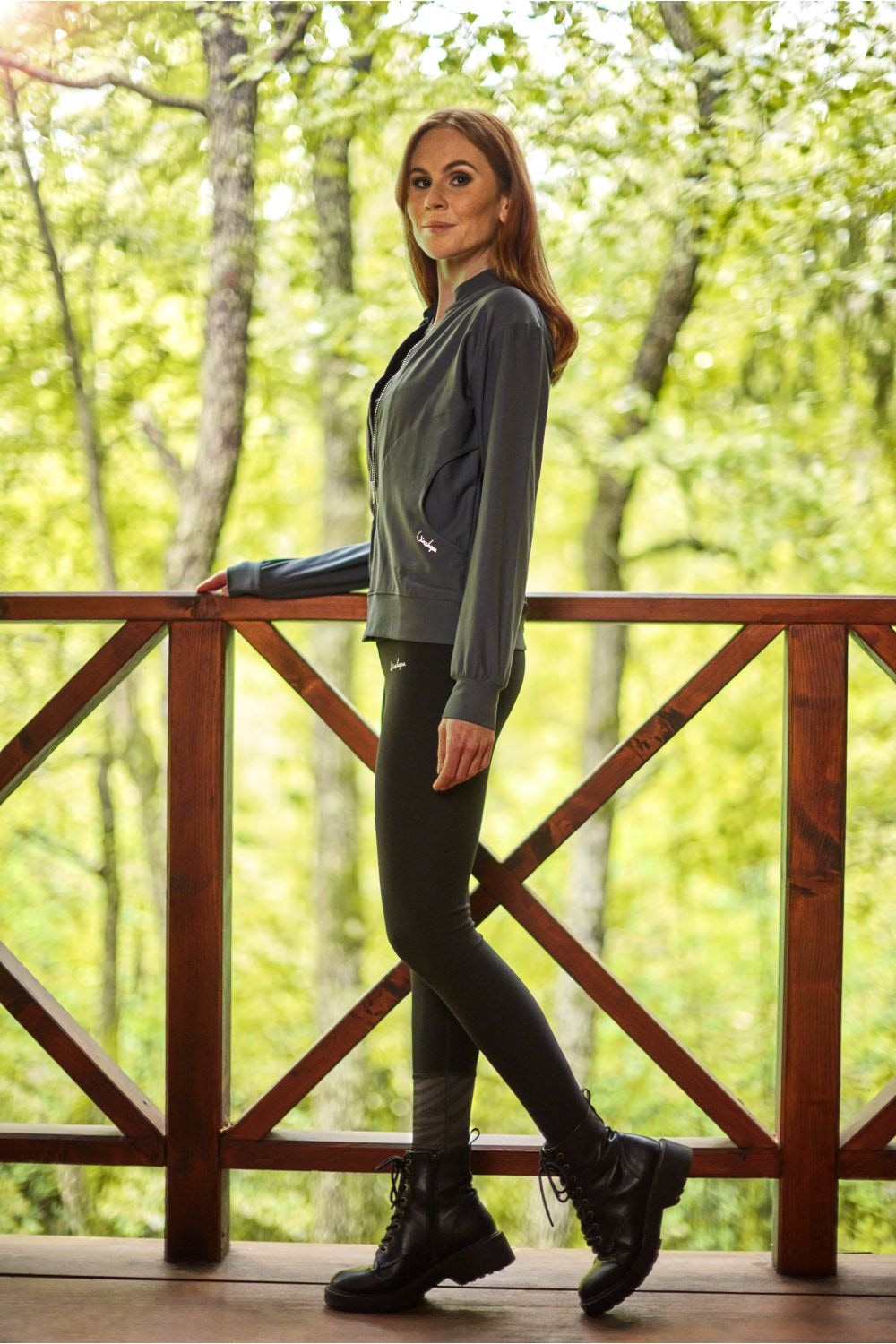 Winshape Bomberjacke »Functional Comfort Bomber Jacket J007C«, Ultra weicher Funktionsstoff