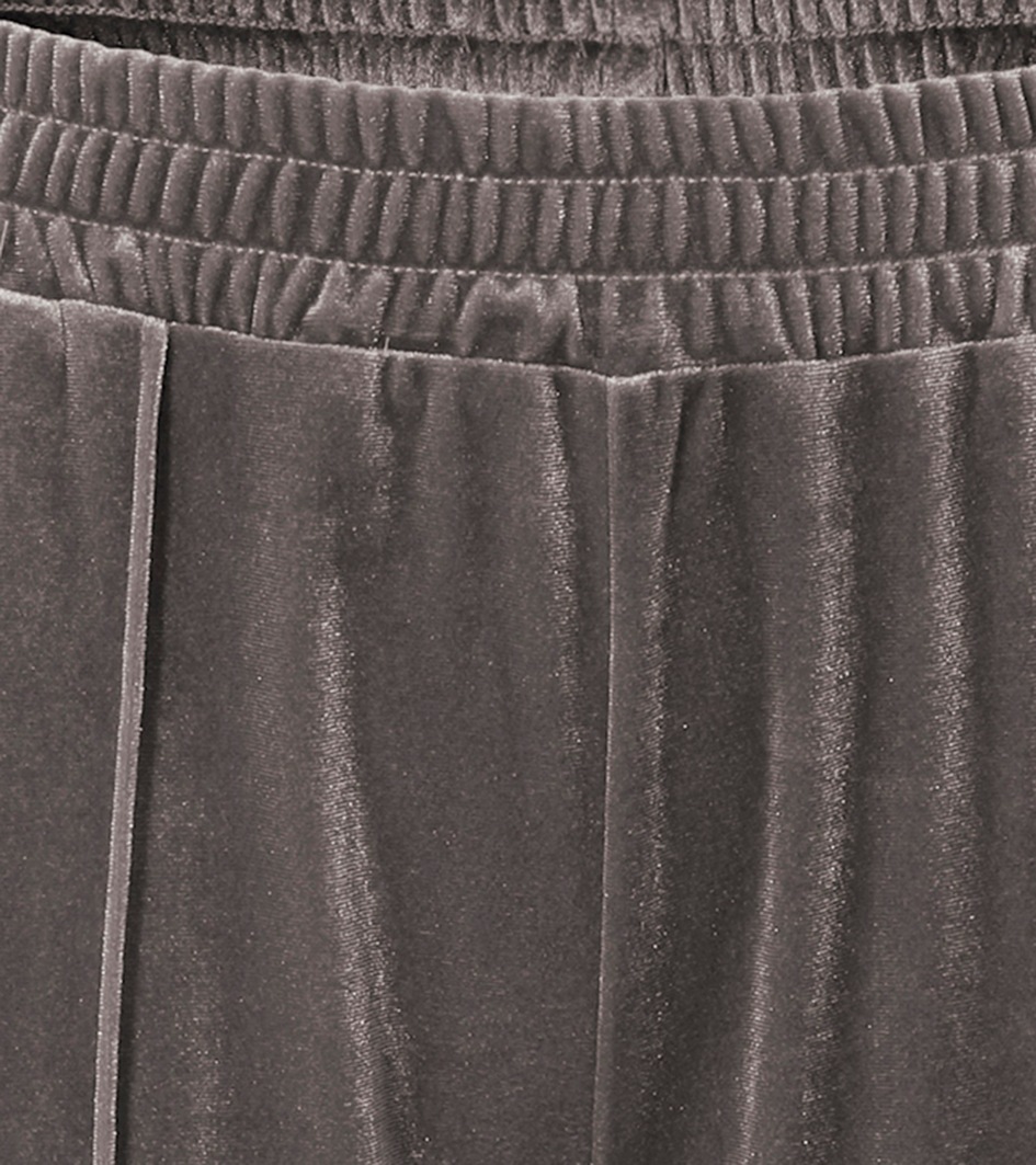 Aniston CASUAL Schlupfhose, aus edlem, glänzenden Samt