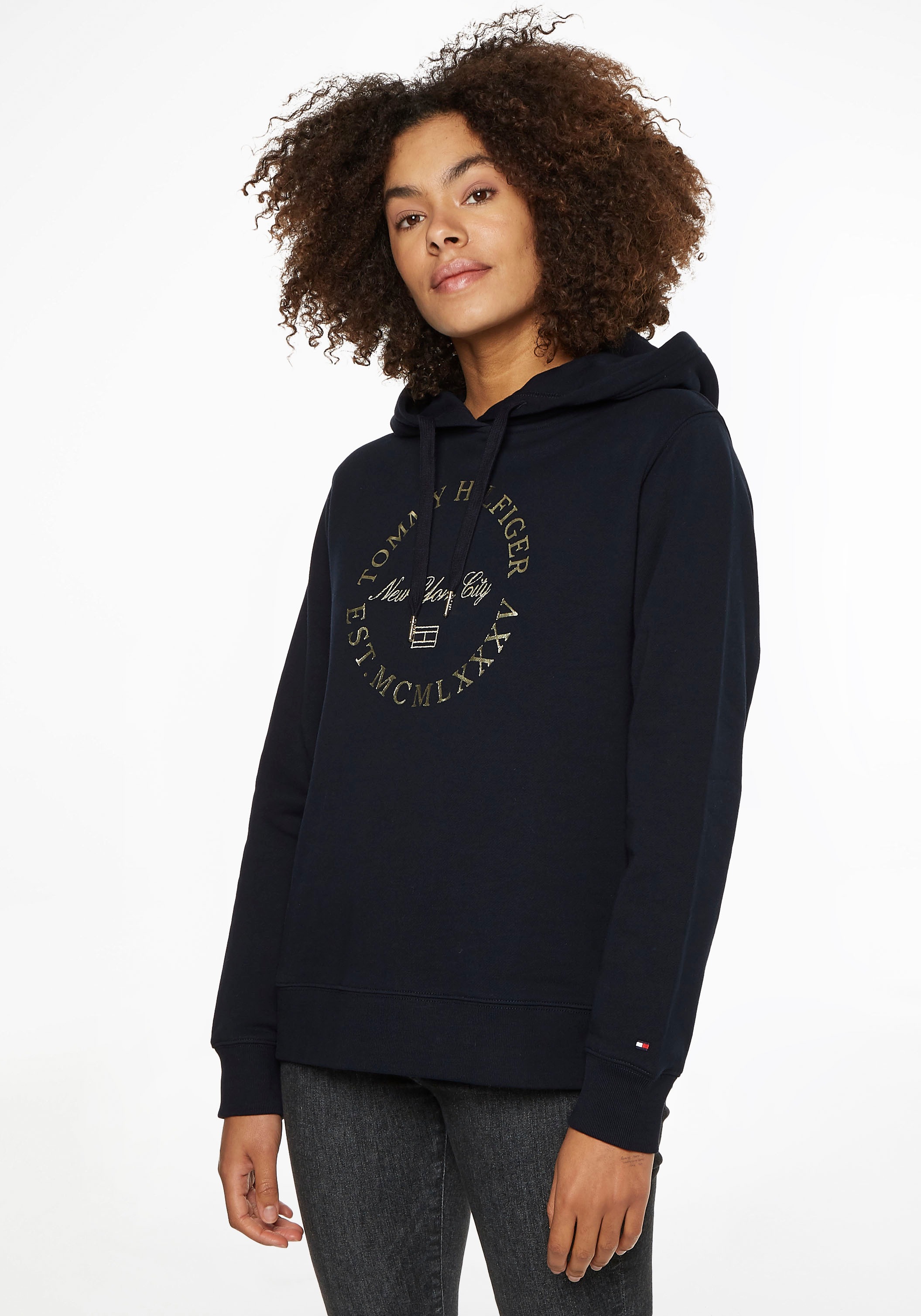 Tommy Hilfiger Sweatshirt »REG METALLIC ROUNDALL HOODIE« mit markantem TH-Label auf der Brust