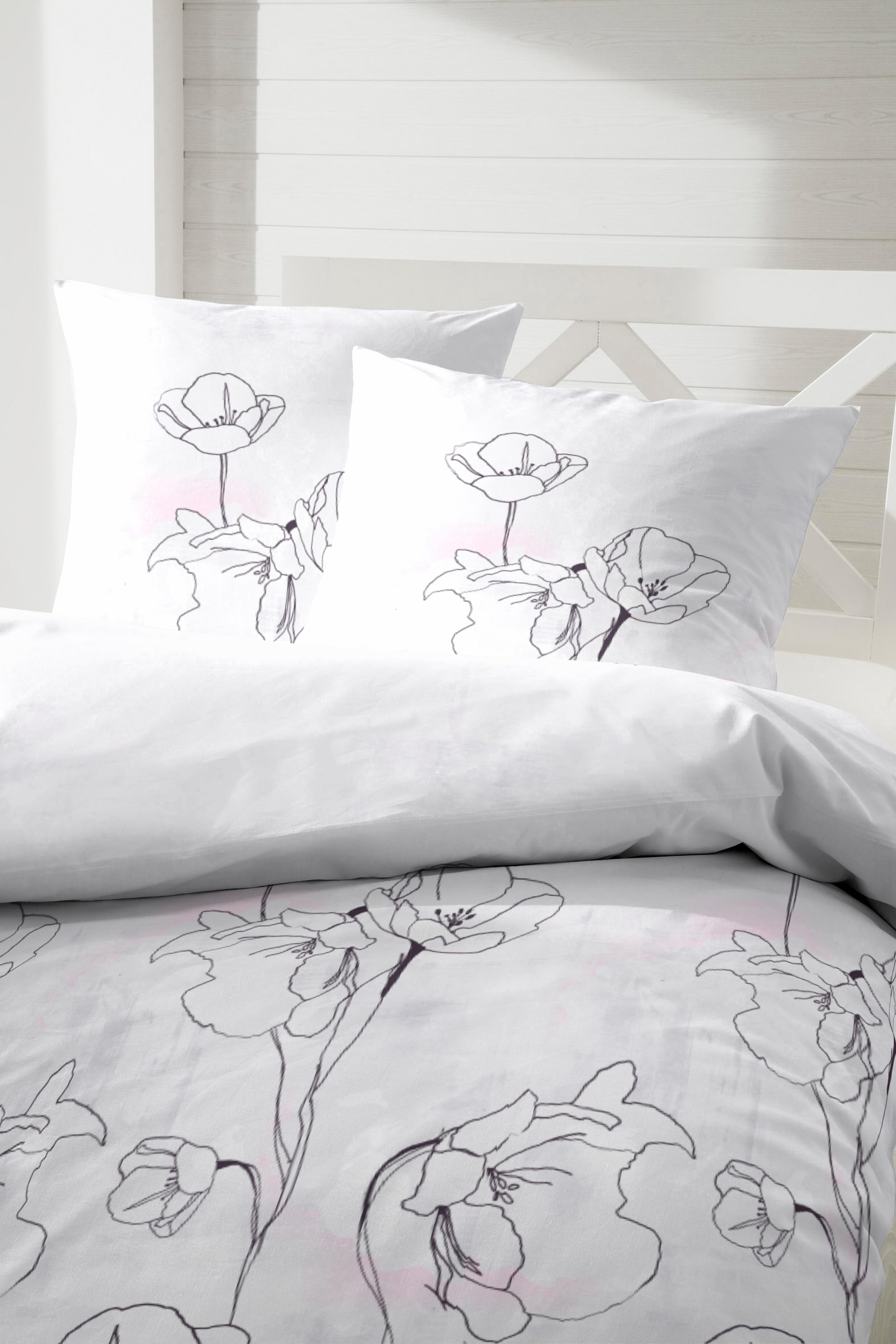 Primera Bettwäsche »Dafne« 2 Stk. mit filigranen Blumen