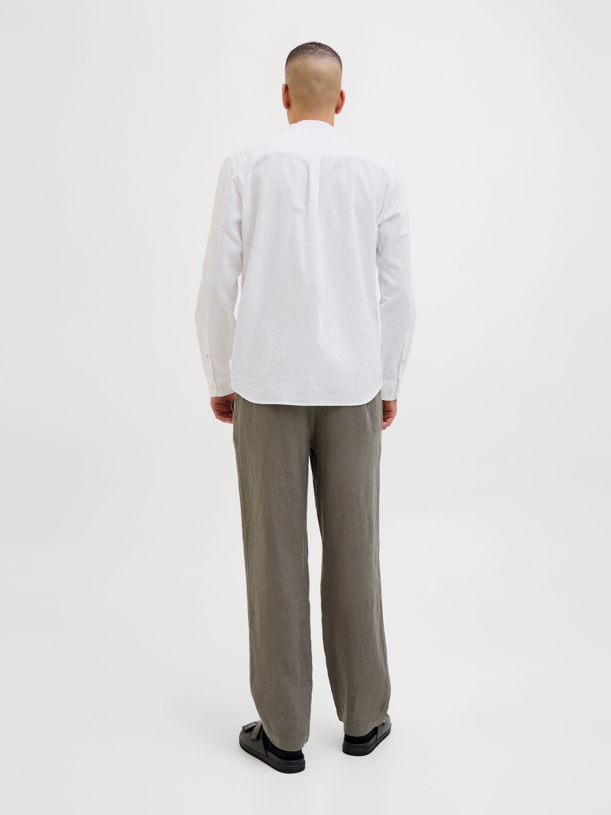 Jack & Jones Langarmhemd »JJESUMMER BAND SHIRT LS SN«, mit Bandkragen