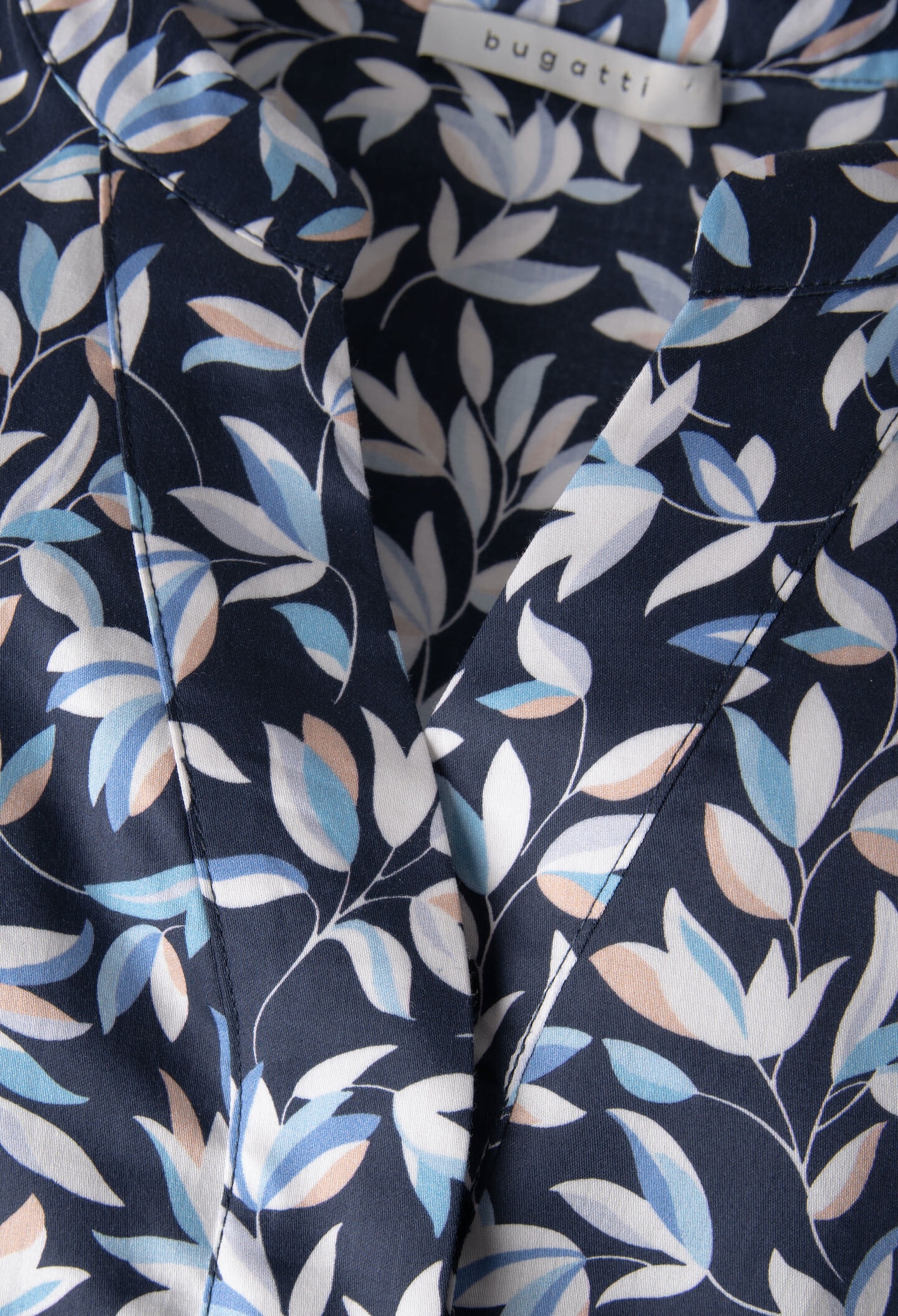 bugatti Blusenkleid, mit floralem Muster
