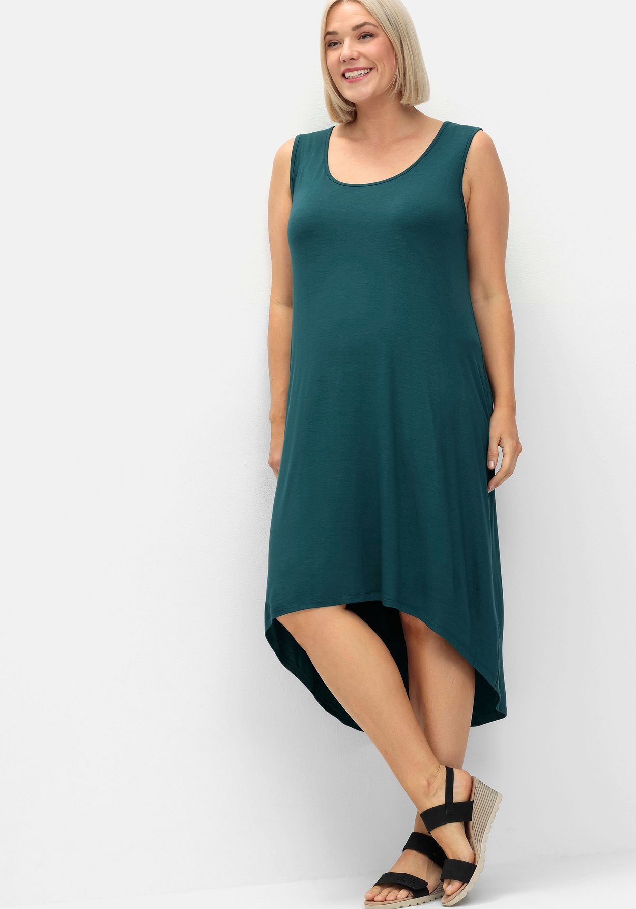 Sheego Strandkleid »Strandkleid mit Taschen, im Vokuhilaschnitt«