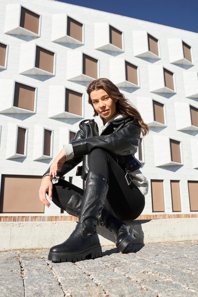 Rieker Winterstiefel  Langschaftstiefel, Plateaustiefel mit Stretch am Schaft, TEX-Membrane