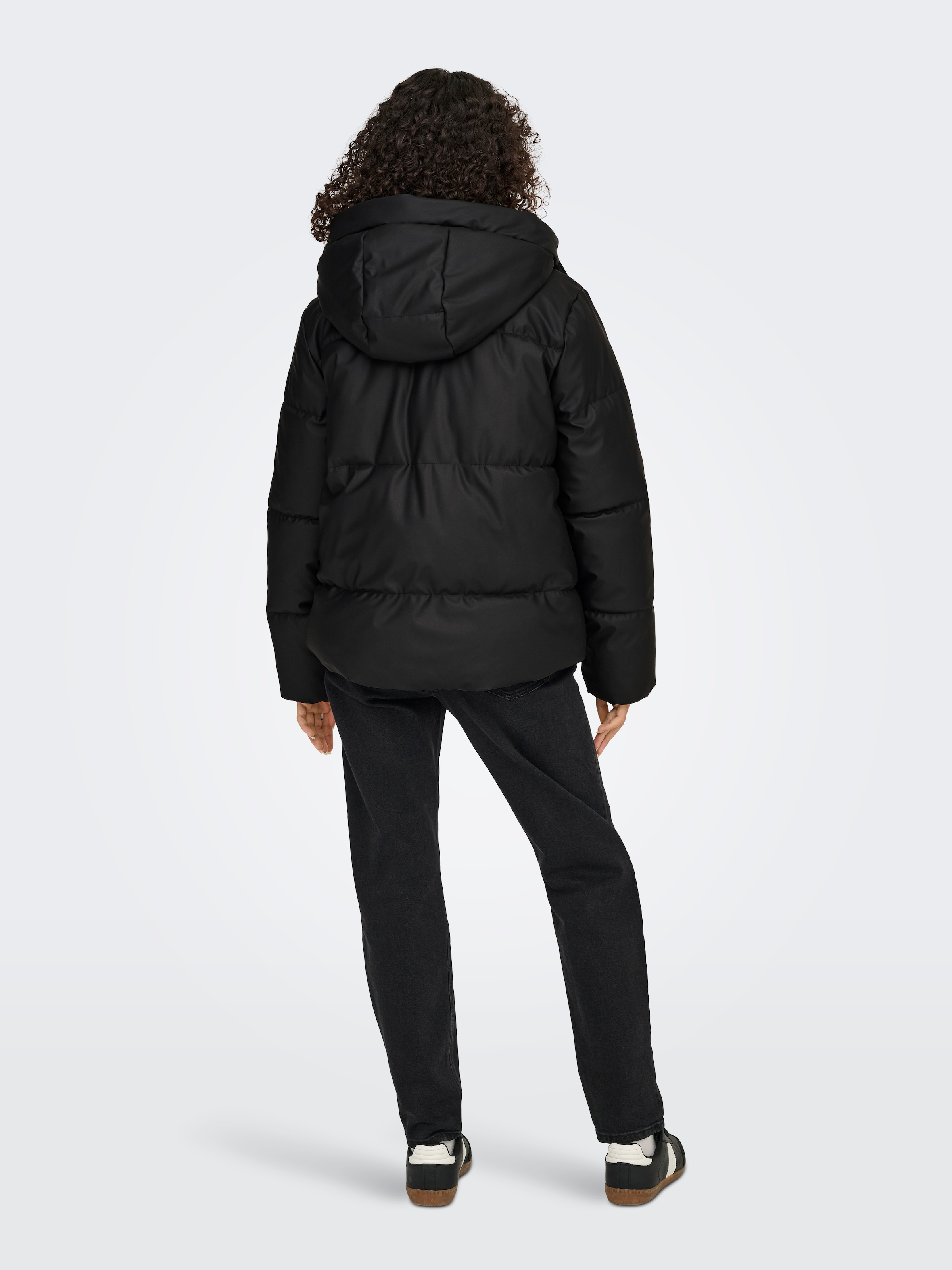 ONLY Steppjacke »ONLAGNES COATED PUFFER JACKET OTW« mit Kapuze