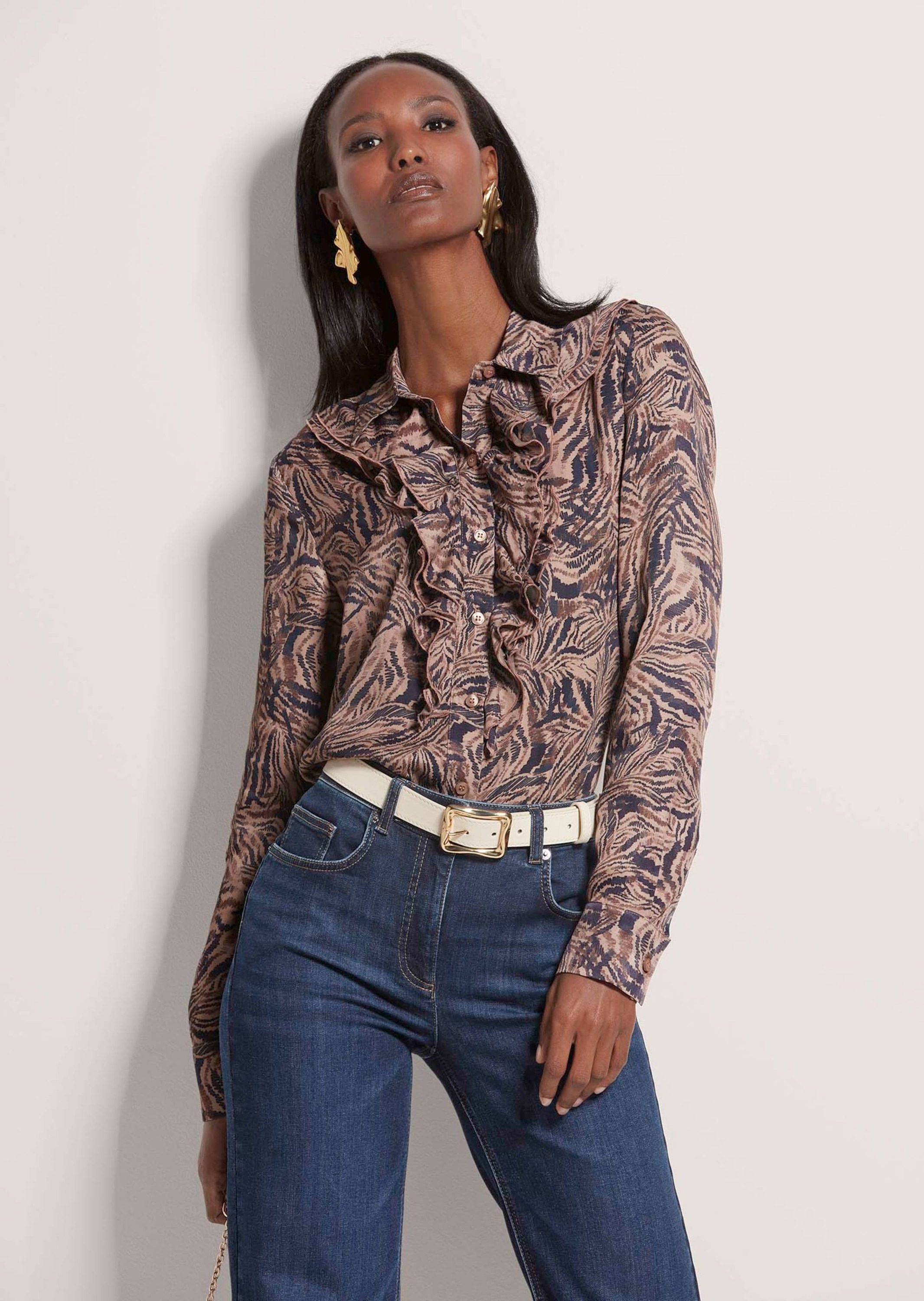 MADELEINE Hemdbluse »Bluse Hemdbluse mit Rüschen-Dekoration«