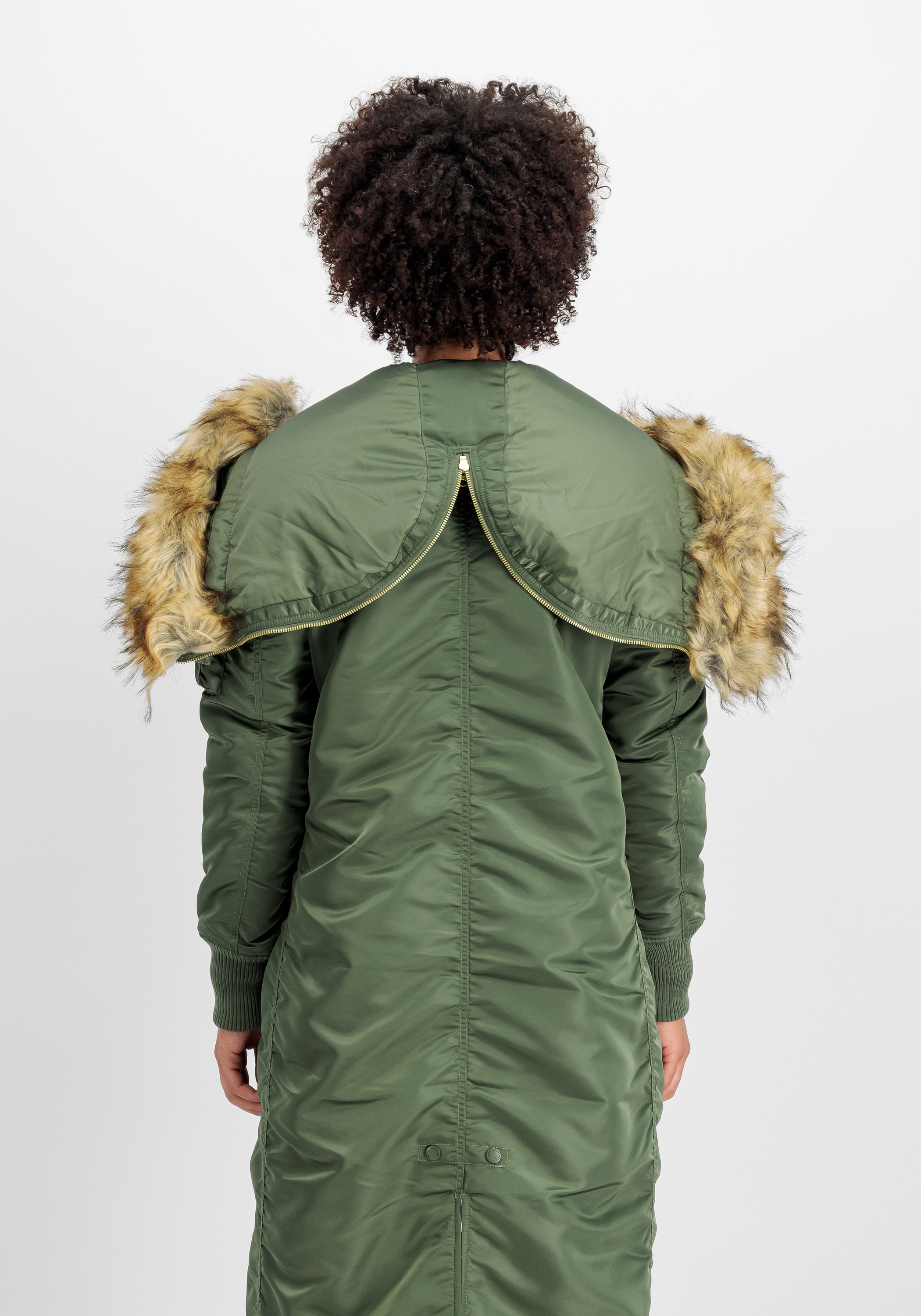 Alpha Industries Winterjacke »Alpha Industries Women - Cold Weather Jackets Long Fishtail W«