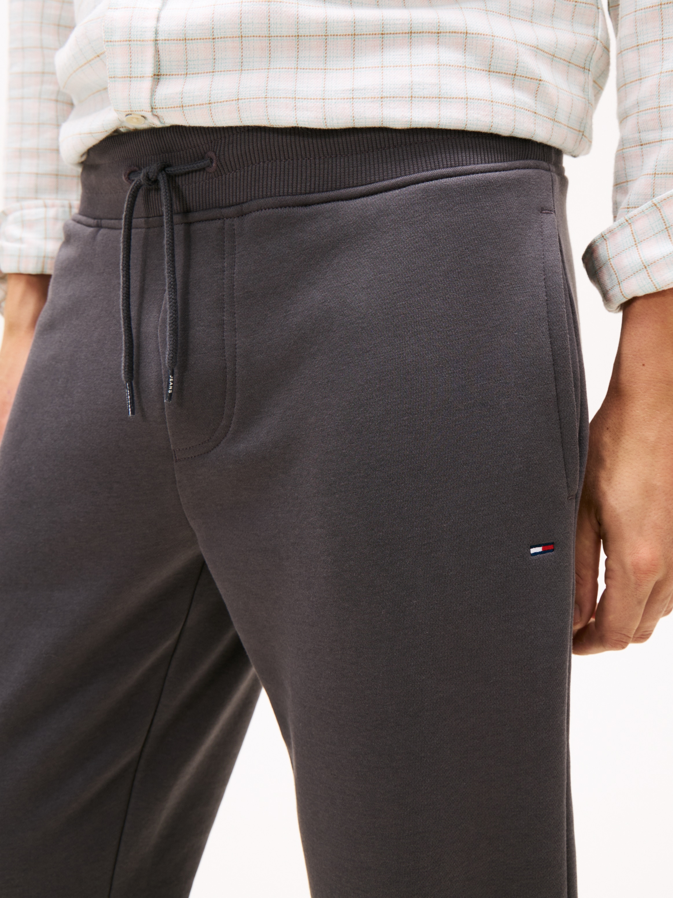 Tommy Jeans Sweathose »TJM SLIM S FLAG SWEATPANT«