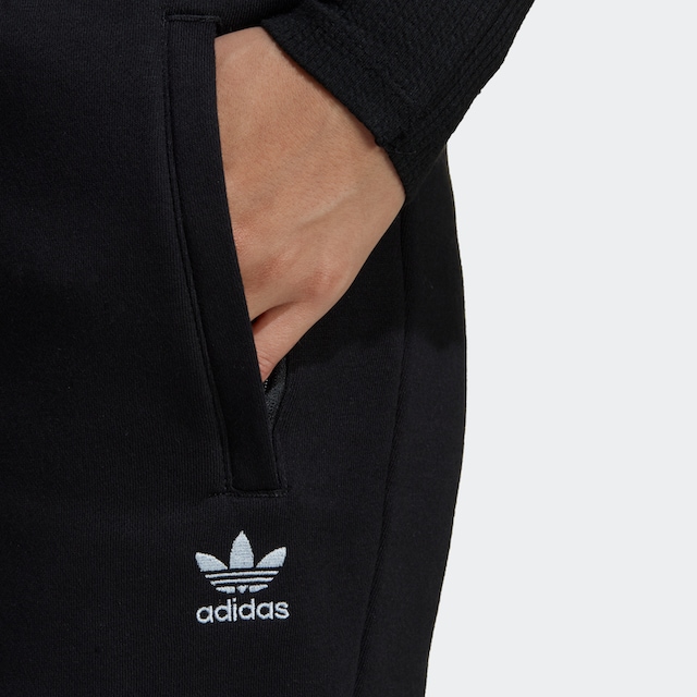 adidas Originals Sporthose »ADICOLOR ESSENTIALS FLEECE SLIM«, (1 tlg.) bei  ♕