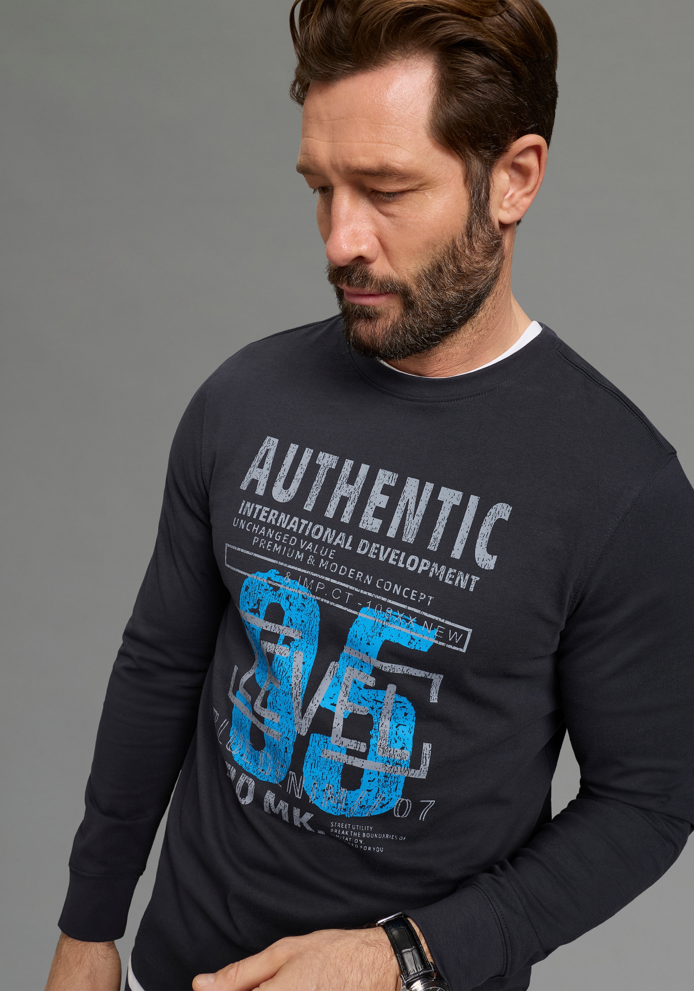 Man's World Langarmshirt »neue Farbe!« Langarm,  bedruckt,  aus Baumwolle und Viskose,  mit Rippbündchen