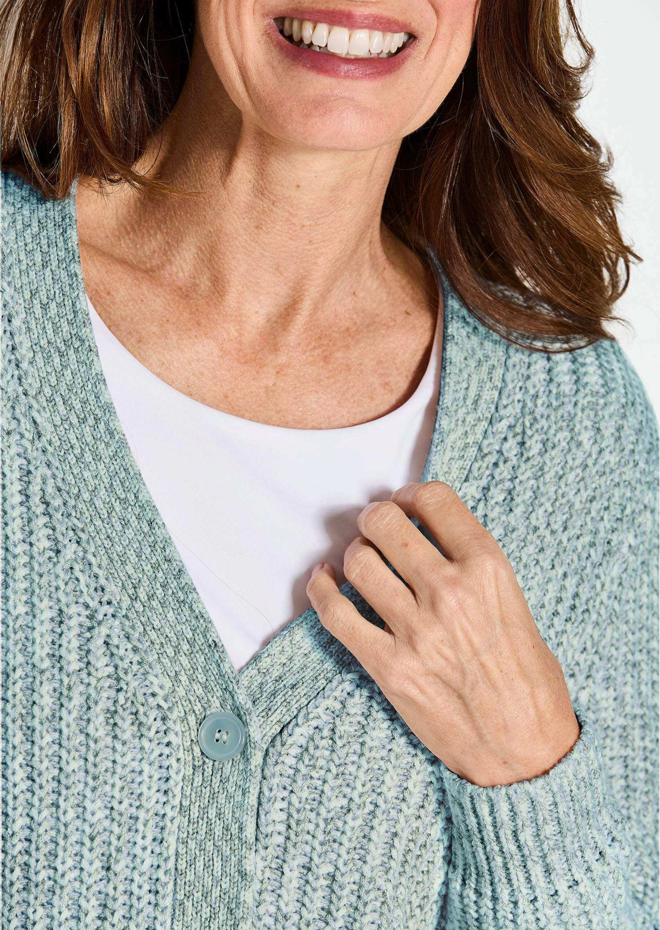 GOLDNER Strickjacke »Langarm Strickjacke mit V-Ausschnitt«