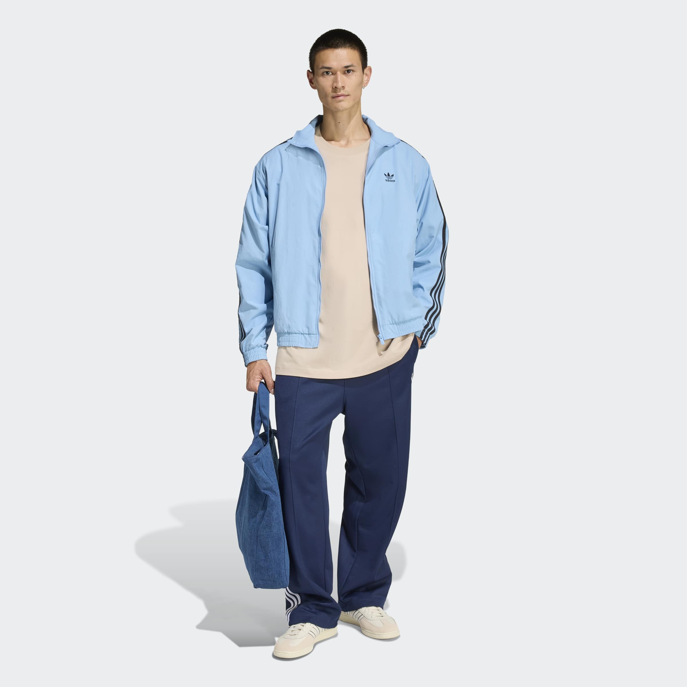 adidas Originals T-Shirt »ESS OS TEE« lockere Silhouette, mit geripptem Rundhalsausschnitt, aus Baumwolle