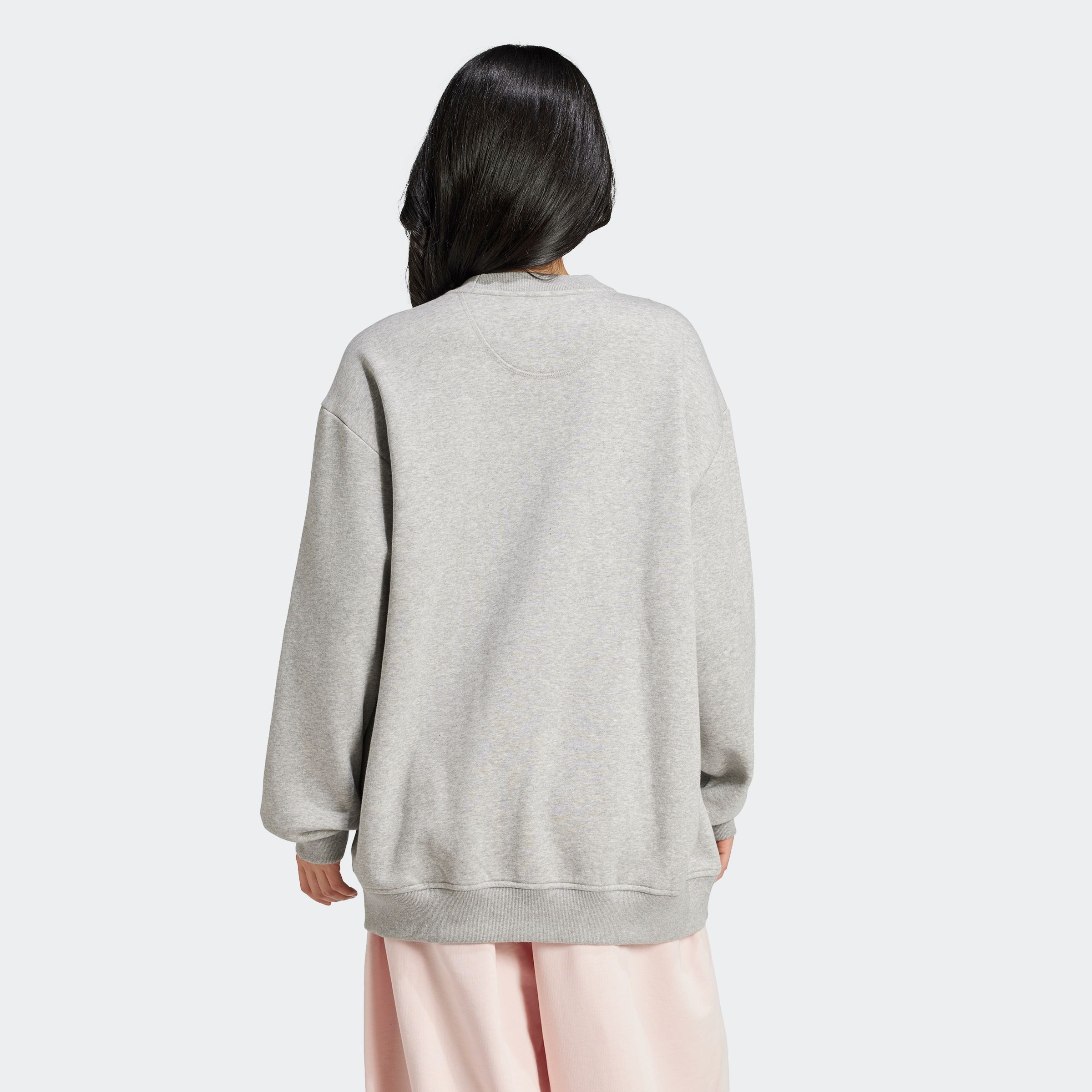 adidas Originals Sweatshirt »ESS CREW FL OS«, mit sportlichem Stil, aus Baumwolle
