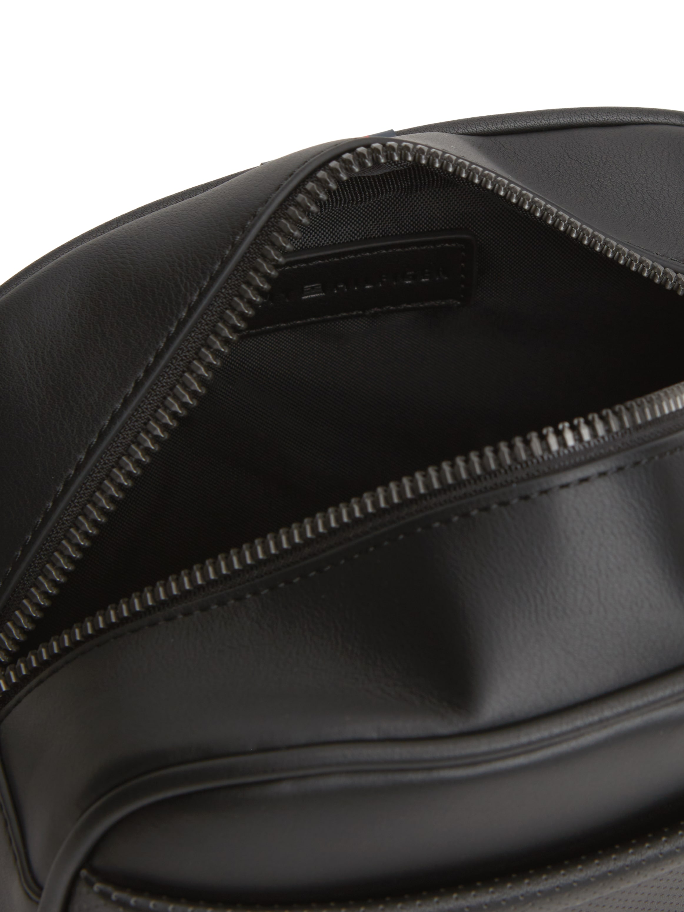 Tommy Hilfiger Kulturbeutel »TH FOUNDATION WASHBAG« Unisex Waschbeutel, Minibag mit Hardcover-Logoflag