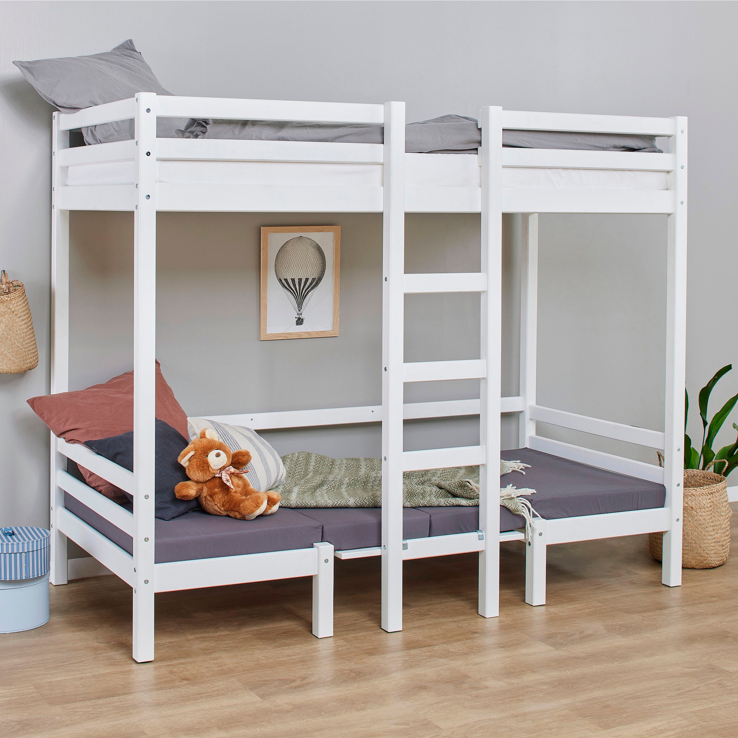 Hoppekids Hochbett »ECO Dream JUMBO Kinderbett mit Funktion - Praktisch & flexibel, 90x200« Unteres Bett nutzbar als Bett oder Sitzgruppe. Matratzen in Antrazit.