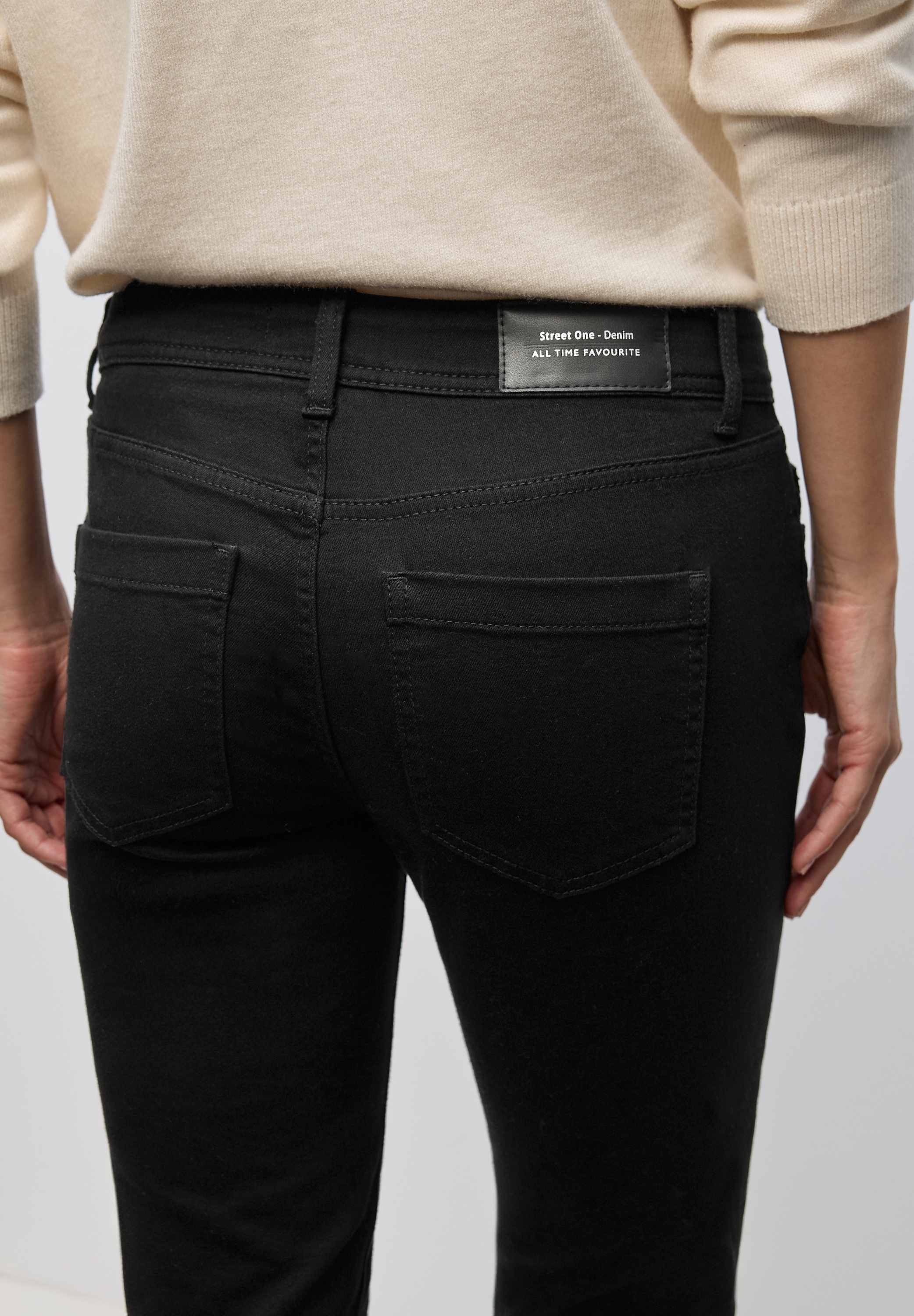 STREET ONE 5-Pocket-Jeans »Style Jane« im Slim Fit, Mid Waist