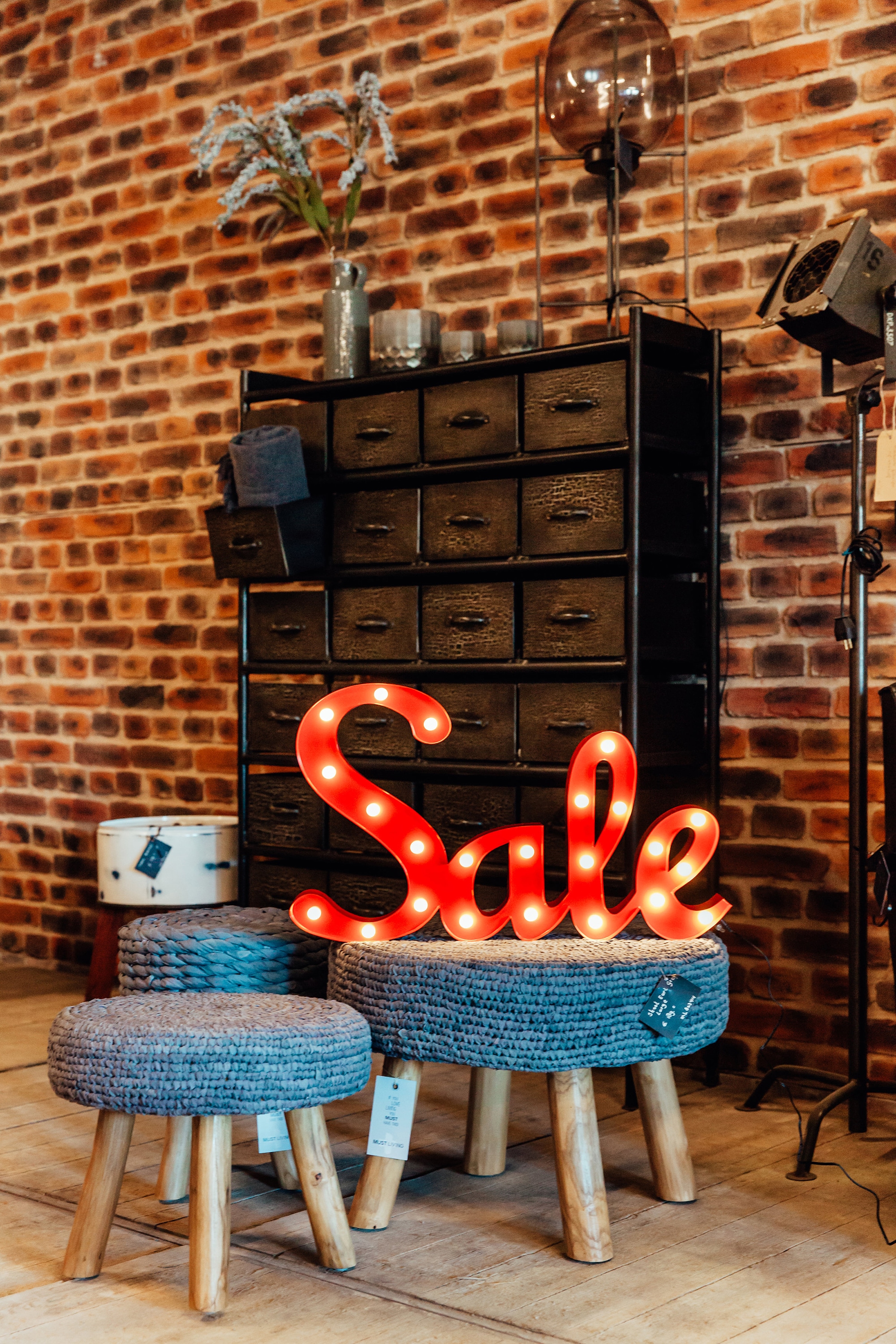 MARQUEE LIGHTS LED Dekolicht »Sale« LED-Modul 1 Stk. Warmweiß Wandlampe, Tischlampe Schriftzug Sale mit 23 Leuchtmittel - 65x38 cm